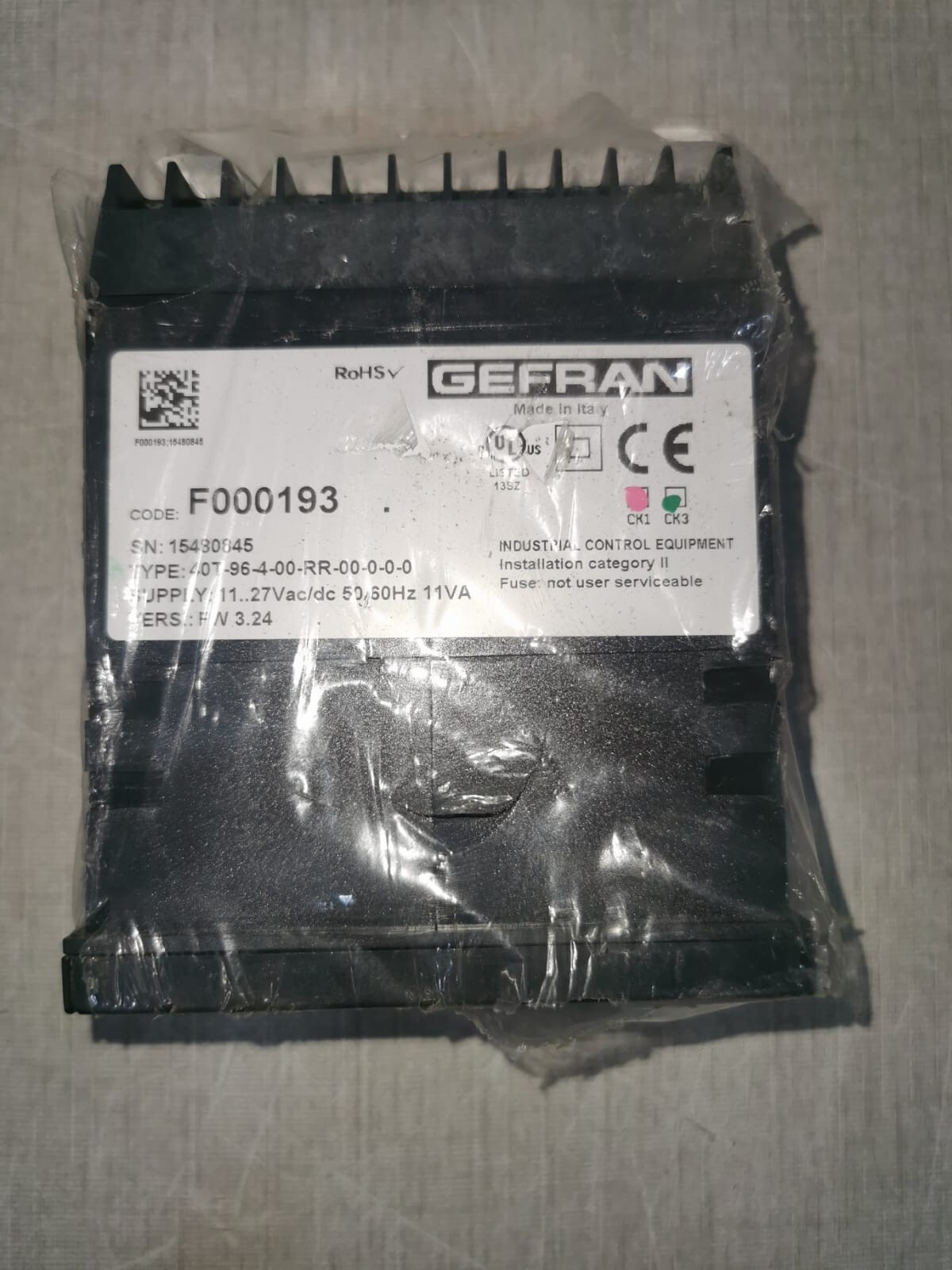 Gefran F000193 Gefran F000193 Indicator/Alarm Unit for Temperature & Linear Inputs 3