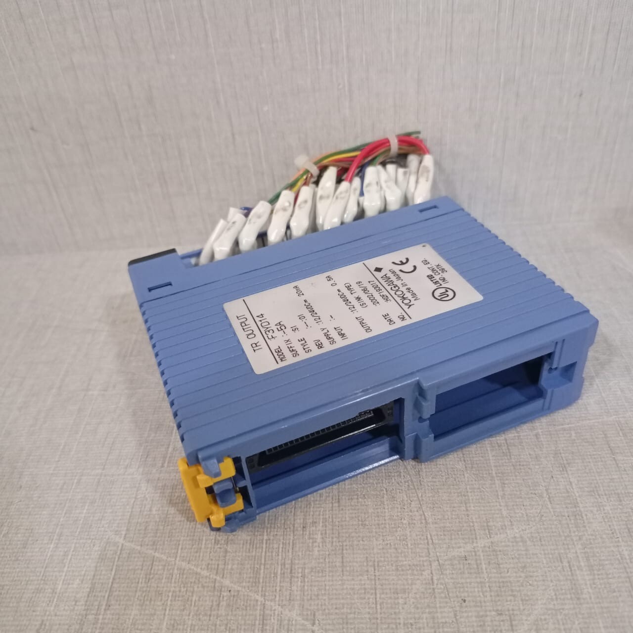 Yokogawa YOKOGAWA F3YD14-5A YOKOGAWA F3YD14 -5A S1 / YD14-5A DC OUT TR output module 5