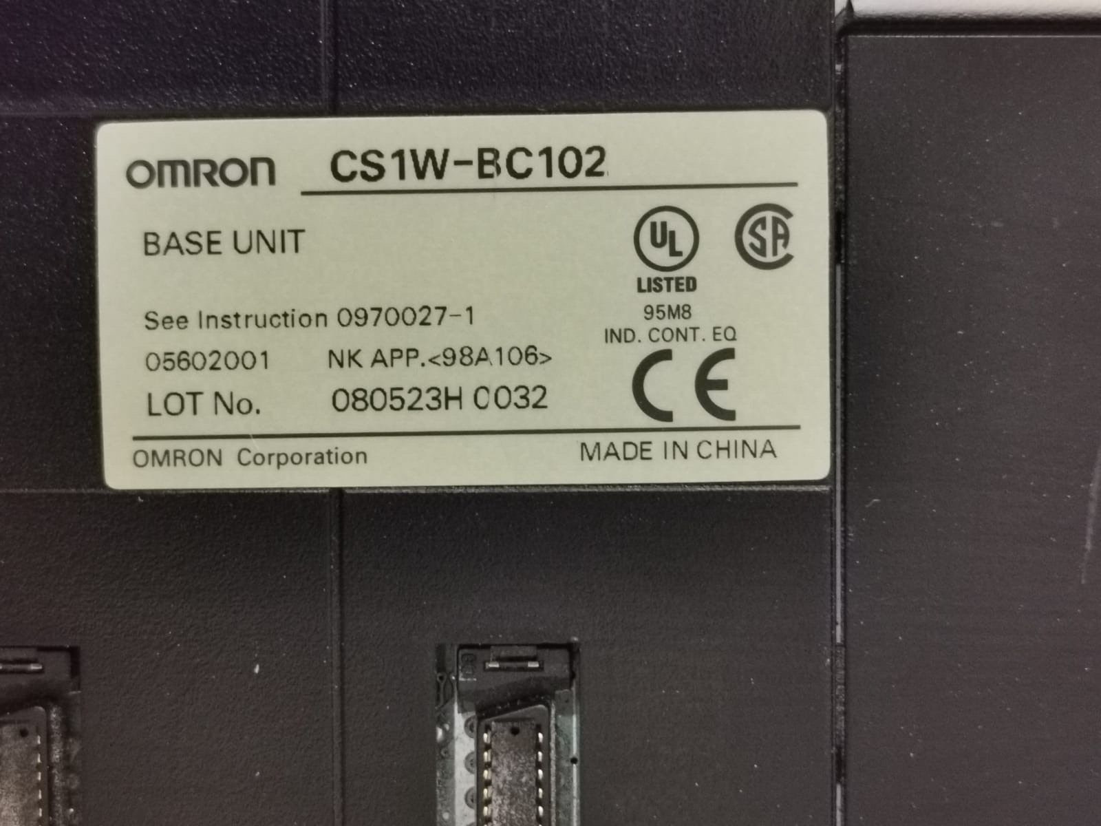 Omron CS1W-BC102 OMRON CS1W-BC102 BASE UNIT 2