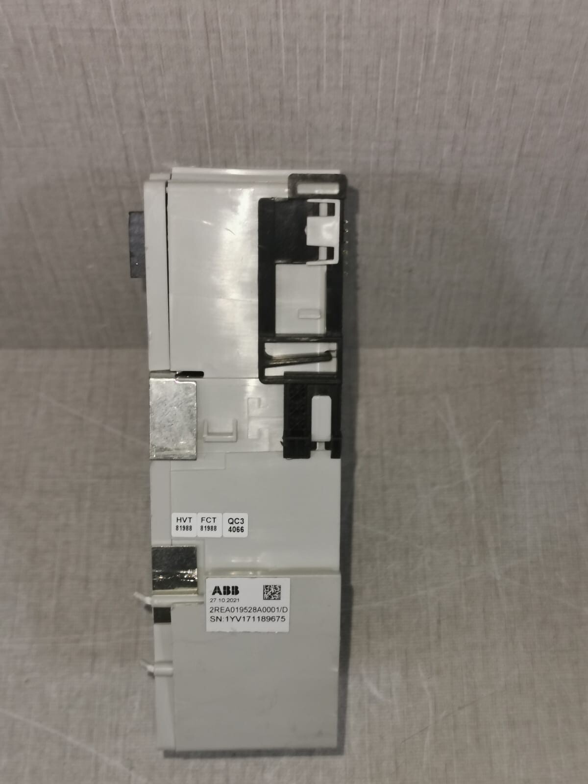 ABB MOD600APSML07 ABB PSML MOD600APSML07 | 24-60VDC | O/P:12 VDC | 625mA | 12W | 2REA019528A0001/D 9