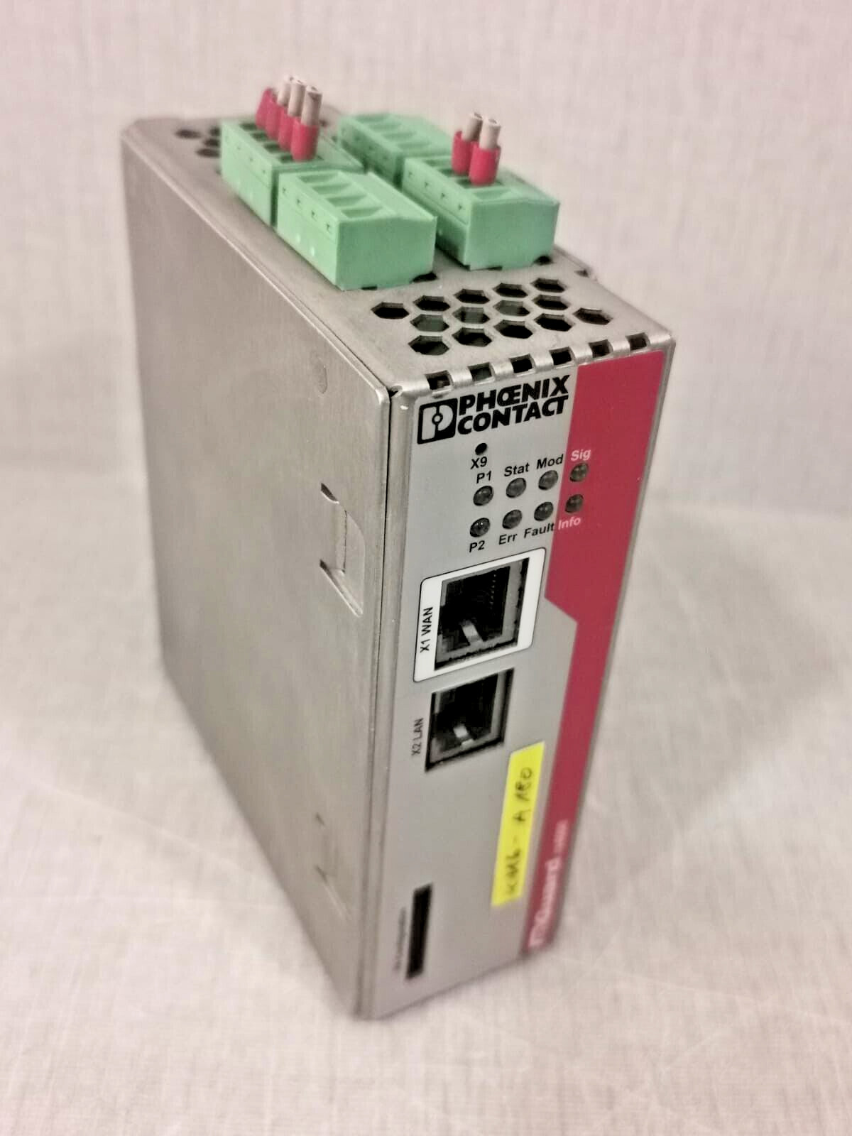 Phoenix Contact FW-02 Phoenix Contact FL MGUARD RS4000 TX/TX VPN 2200515 HW/FW: 02/5.0 CONTROLLER 5