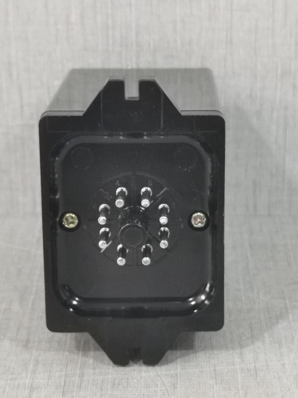 Omron STP-NMH OMRON SUBMINY TIMER STP-NMH -60SEC /200-220V 50/60HZ 8