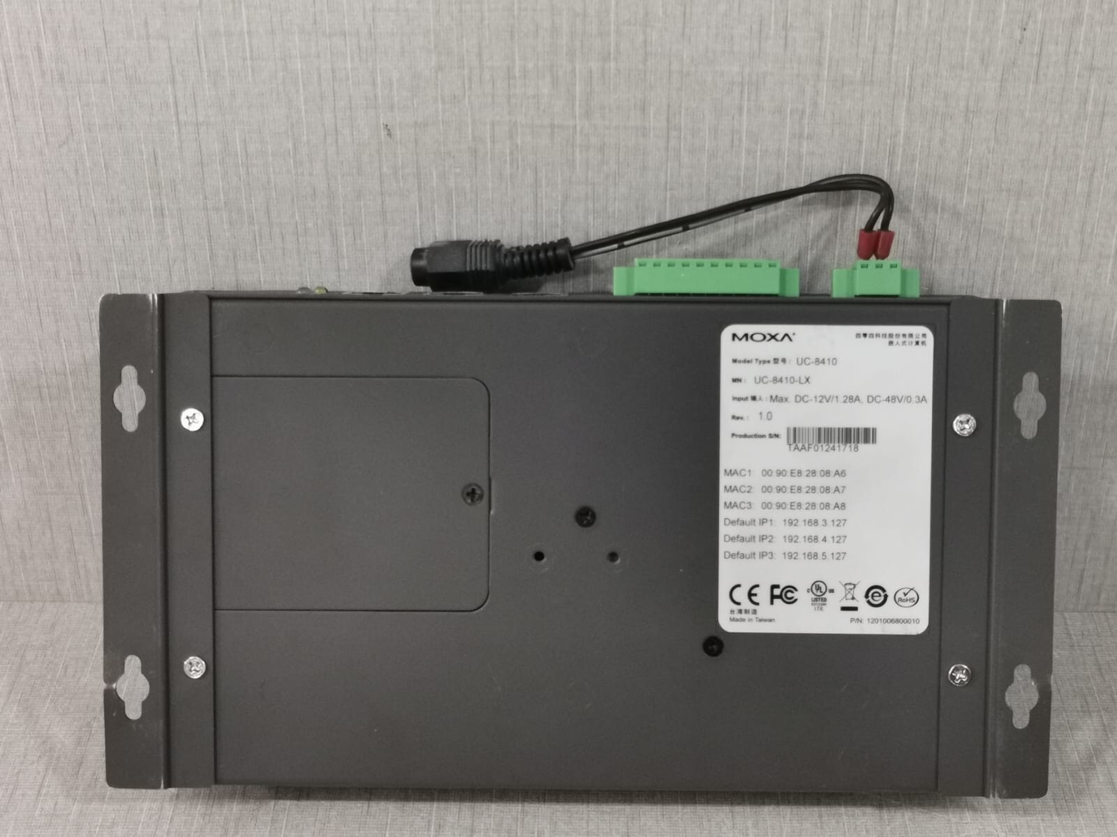 Moxa UC-8410 MOXA UC-8410 / UC-8410-LX Industrial Embedded Computer 3