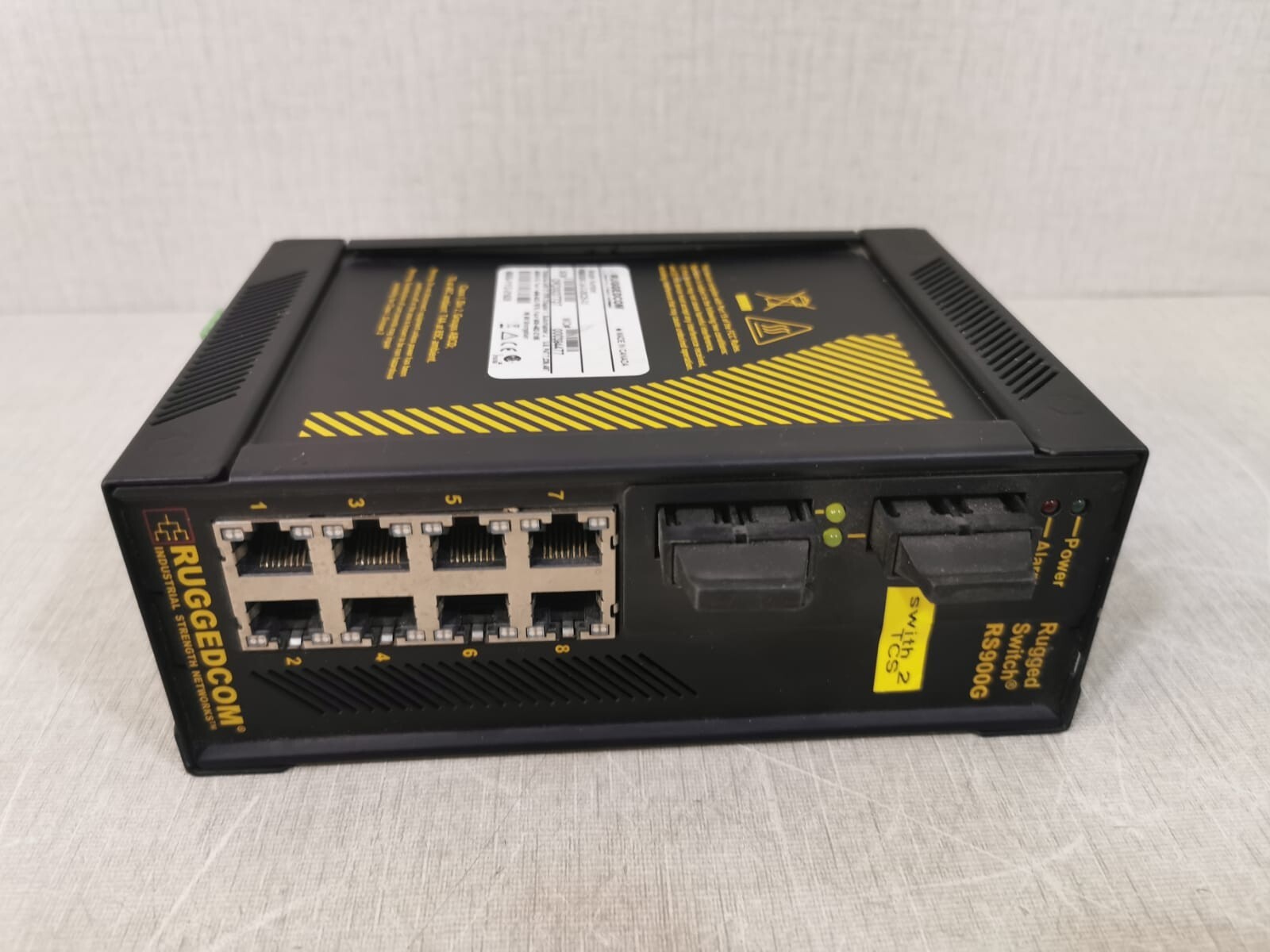 Ruggedcom RS900GNC-24-D-2SC25-XX Ruggedcom RS900G / RS900GNC-24-D-2SC25-XX Ethernet Switch 6