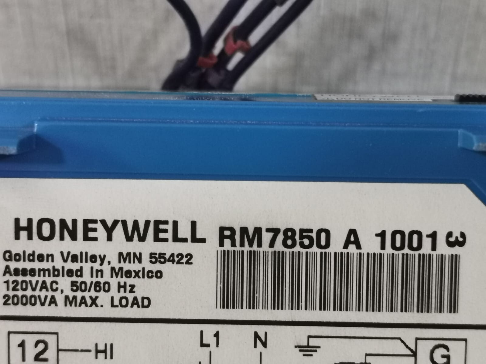 Honeywell RM7850A1001 HONEYWELL RM7850A1001 BURNER CONTROL 120 VAC,50/60HZ REV.E 7