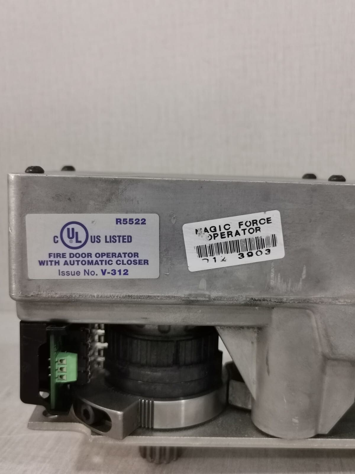 Stanley MAGIC-FORCE Stanley Magic-Force Automatic Swing Door Operator V-312 2