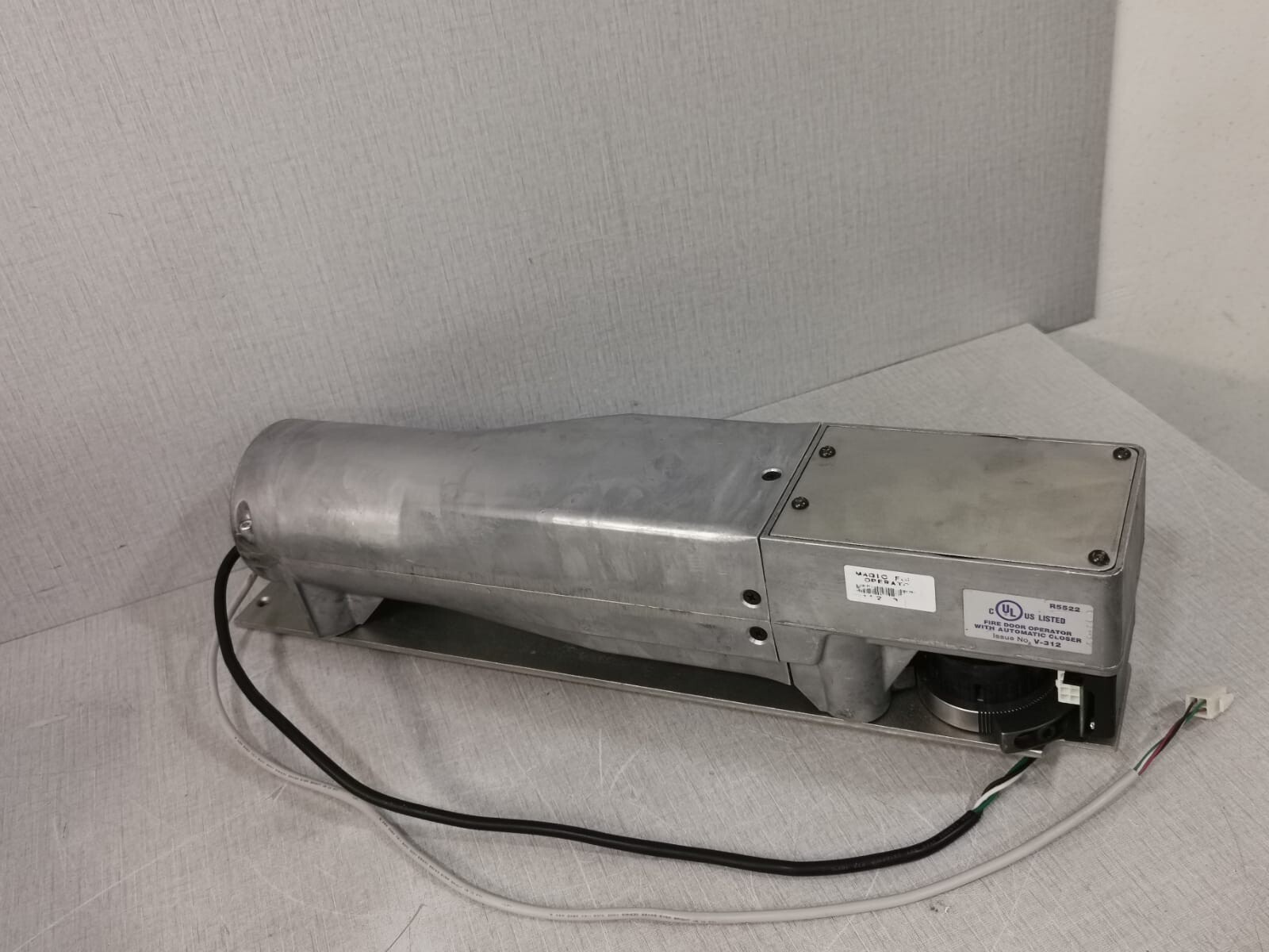Stanley MAGIC-FORCE Stanley Magic-Force Automatic Swing Door Operator V-312 3