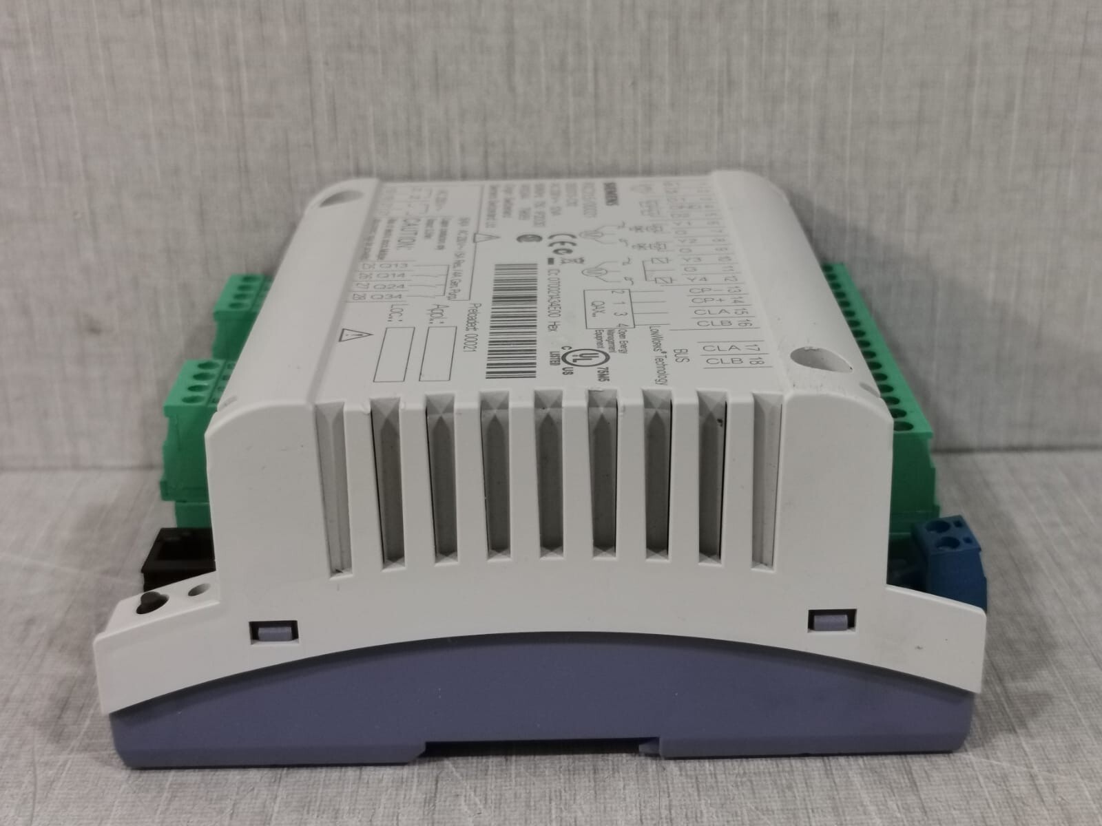 Siemens RXC21.5/00021-AC SIEMENS RXC21.5/00021-AC 230V-12VA PANEL CONTROLLER 5