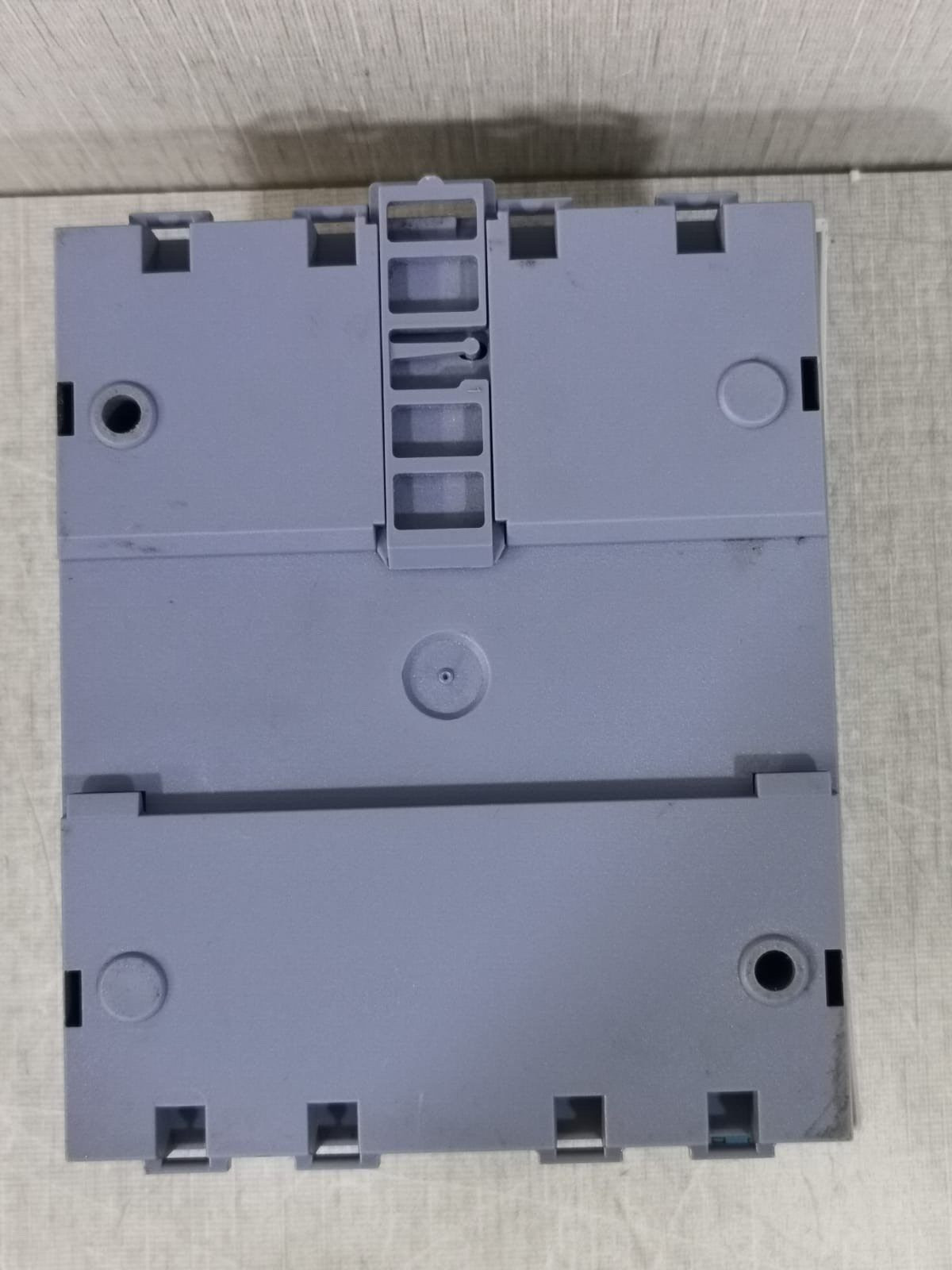 Siemens RXC21.5/00021-AC SIEMENS RXC21.5/00021-AC 230V-12VA PANEL CONTROLLER 7