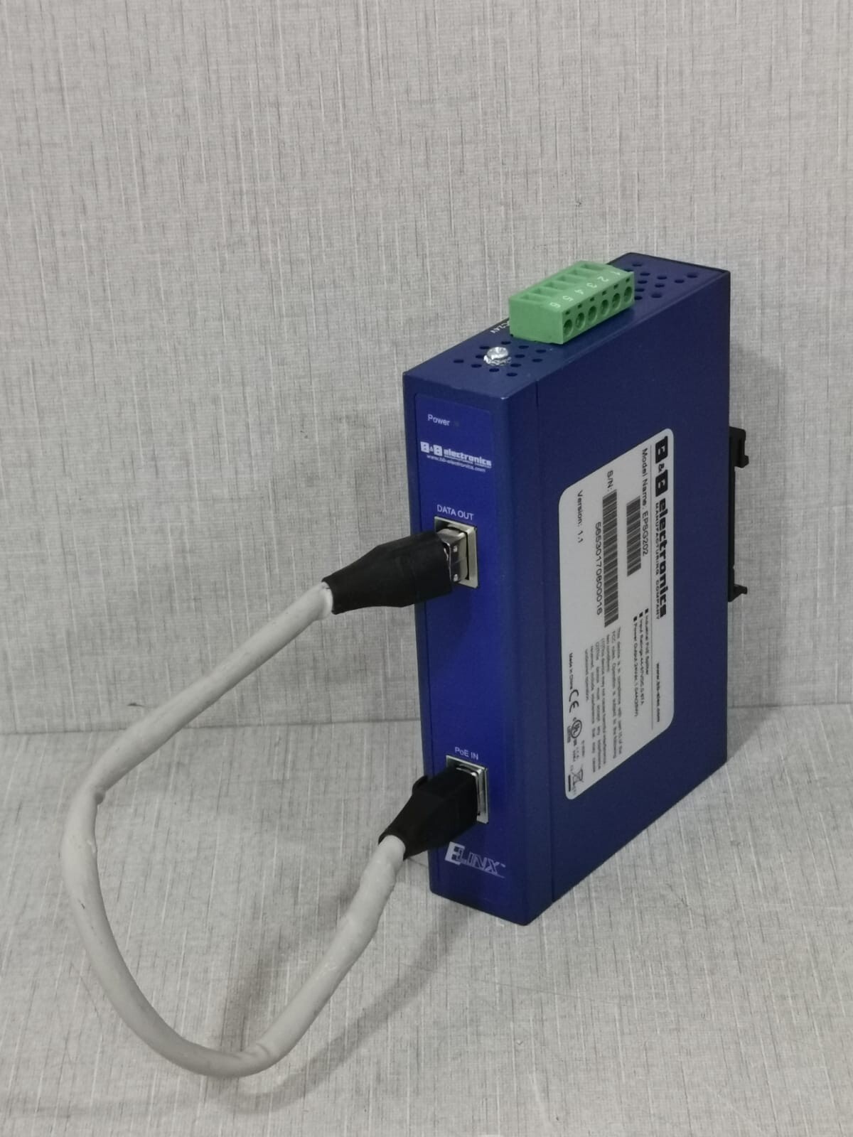 B&B ELECTRONICS EPSG202/V.1.1 B&B electronics EPSG202/V.1.1 - GIGABIT POE SPLITTER 3
