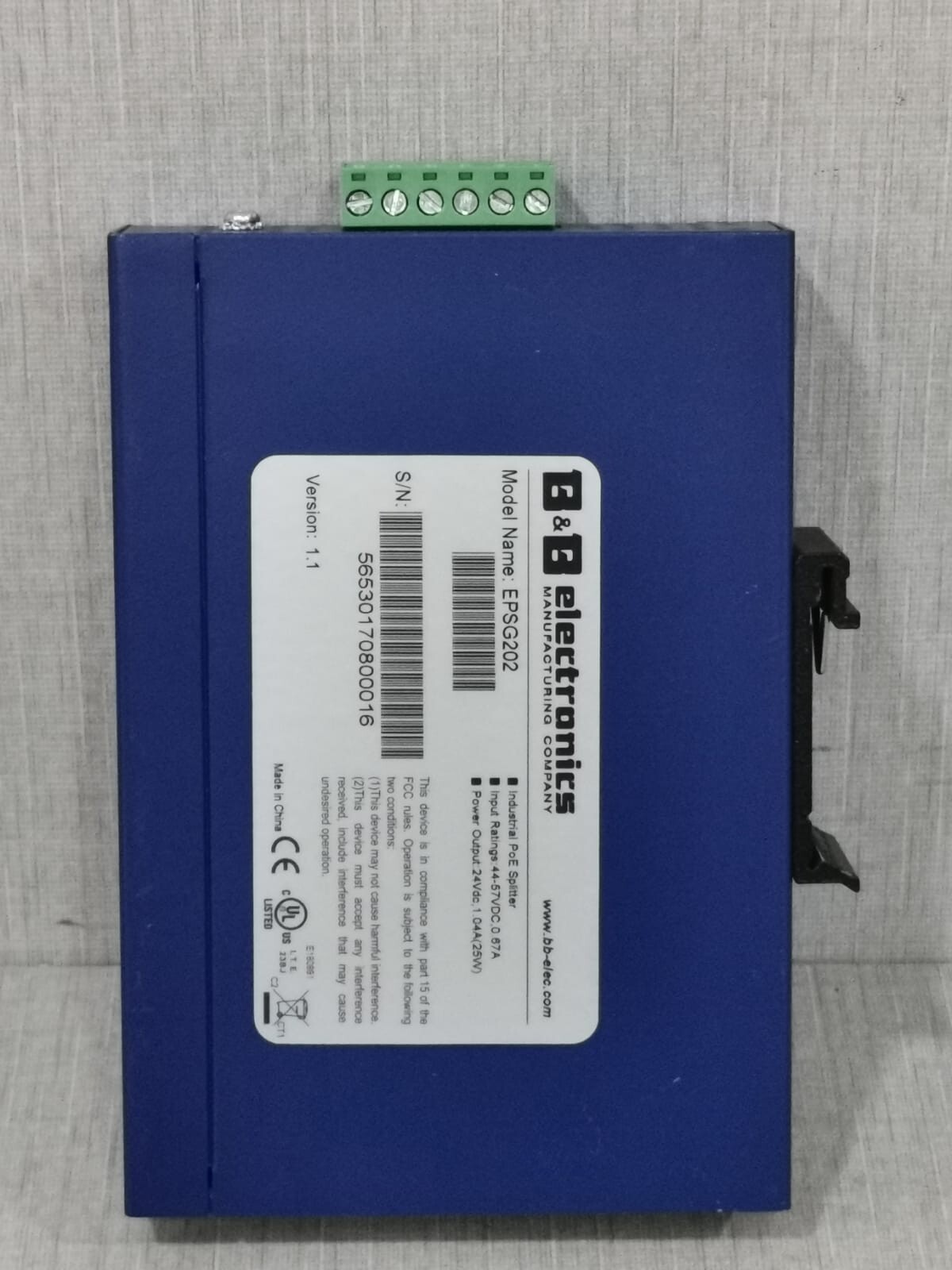 B&B ELECTRONICS EPSG202/V.1.1 B&B electronics EPSG202/V.1.1 - GIGABIT POE SPLITTER 5