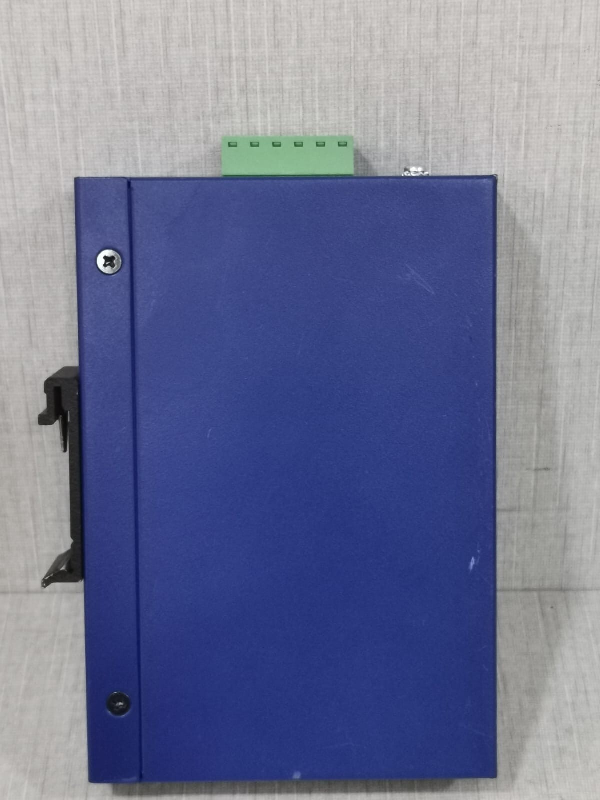 B&B ELECTRONICS EPSG202/V.1.1 B&B electronics EPSG202/V.1.1 - GIGABIT POE SPLITTER 6