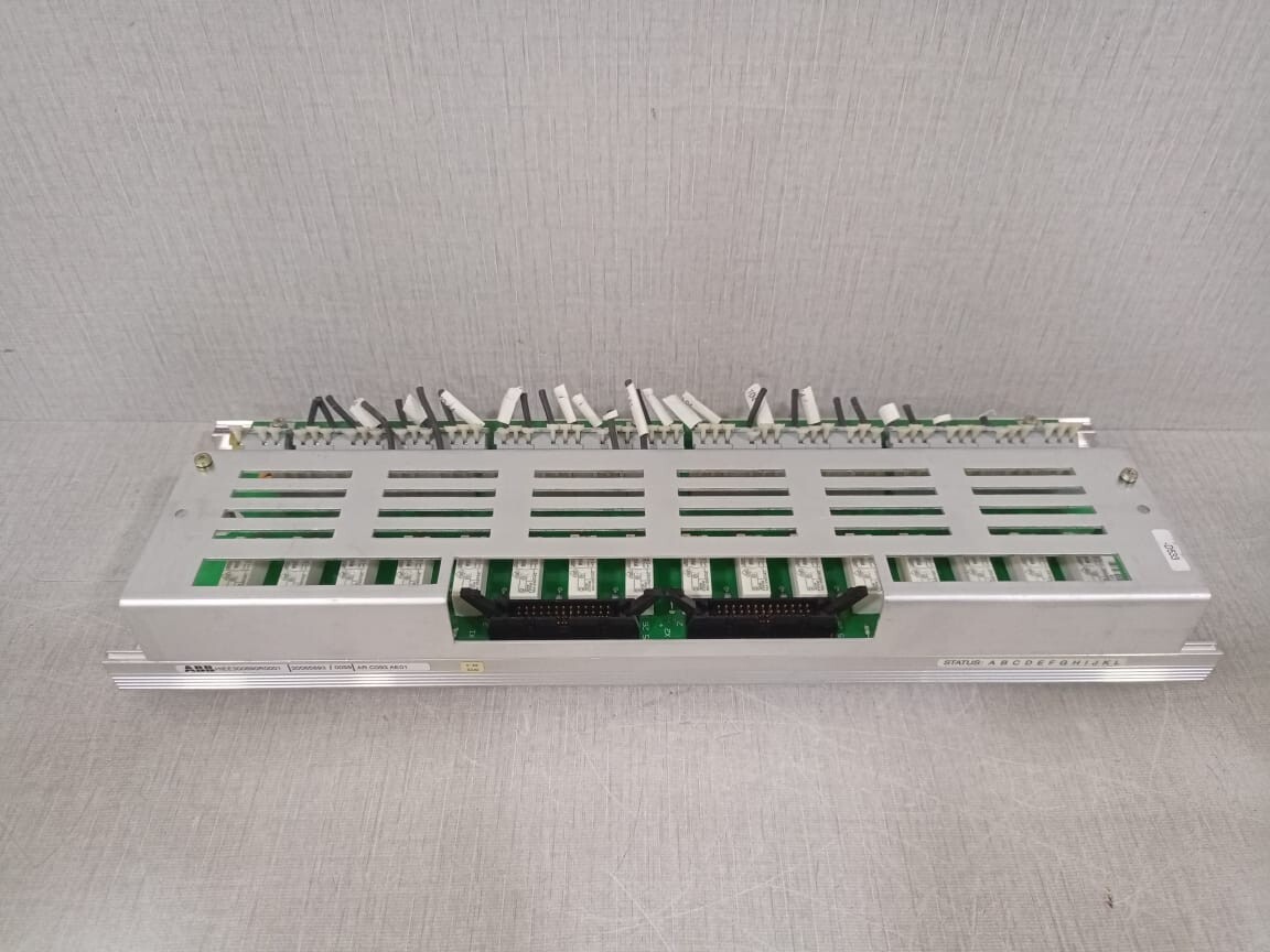 ABB HIEE300661R0001 ABB AR C093 AE01 - HIEE300690R0001 Circuit Interface 3