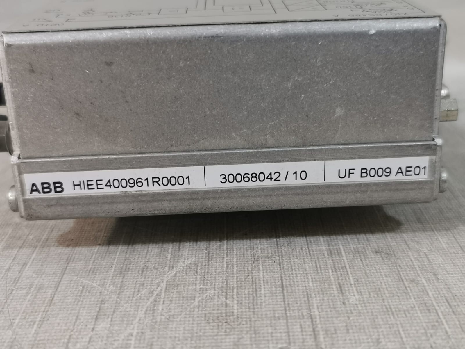 ABB HIEE400961R0001 ABB HIEE400961R0001 UFB009AE01 24V POWER SUPPLY 2