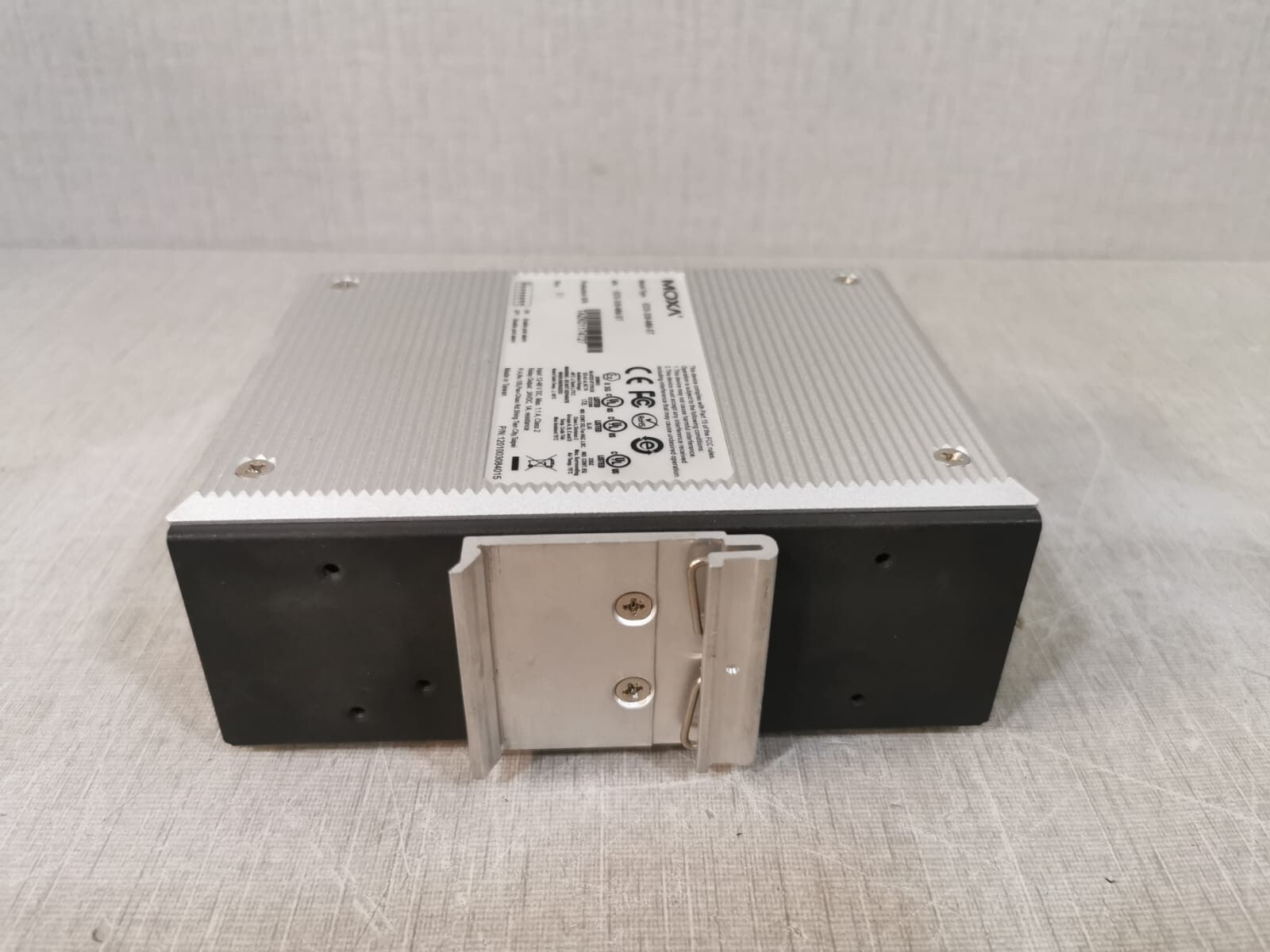 Moxa EDS-308-MM-ST Moxa EDS-308-MM-ST REV.2.1 EtherDEVICE Switch 8 Port - W/O ACCS 6
