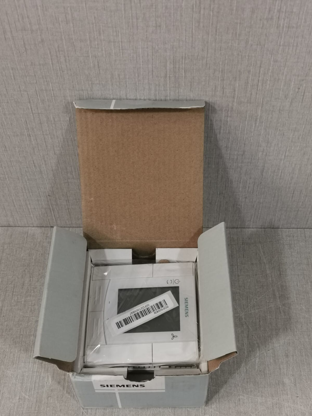 Siemens RDF600KN SIEMENS RDF600KN ROOM REGULATOR 2