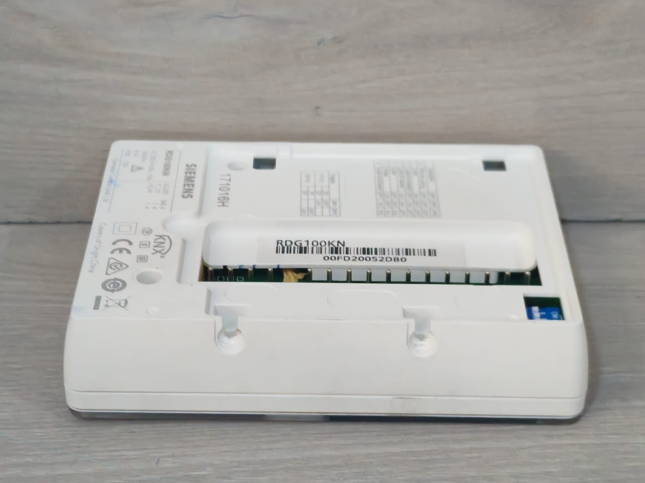 Siemens RDG100KN Siemens RDG100KN Room Thermostat 171016H 9