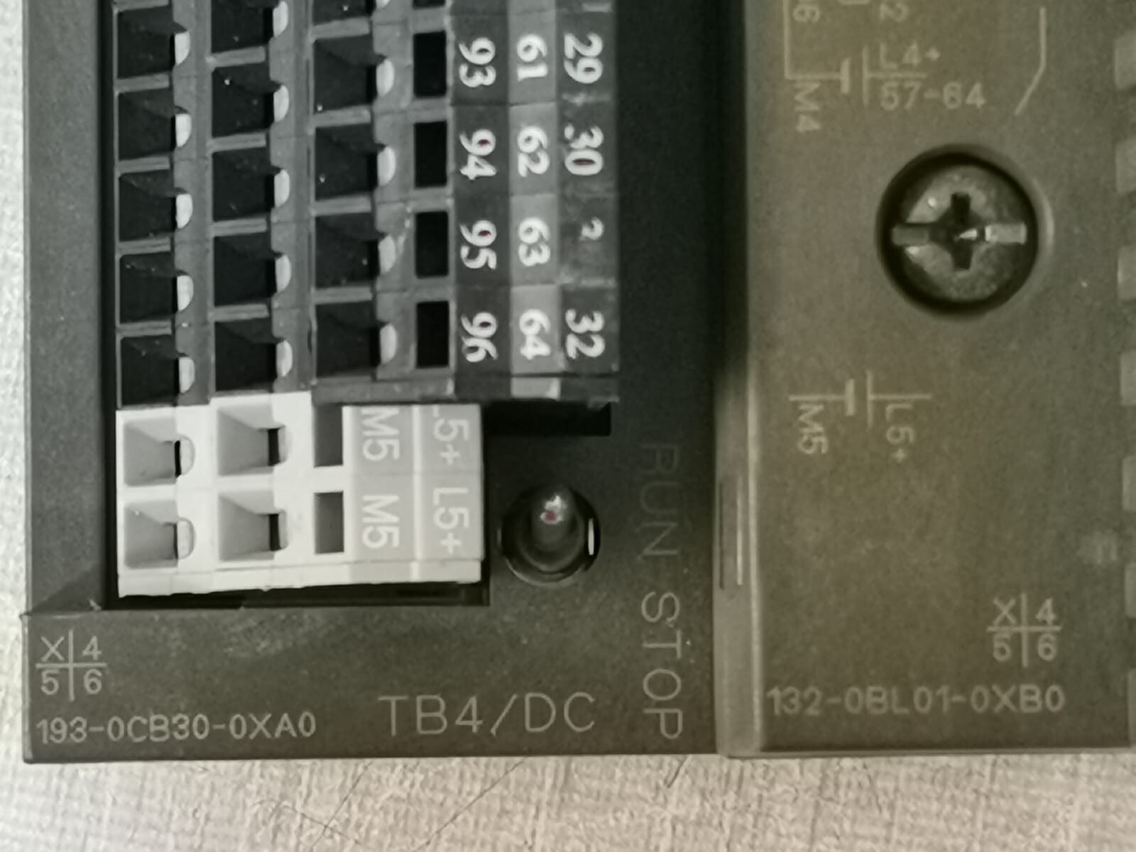 Siemens ET200B-32DO  193-0CB10-0XA0 Siemens ET200B-32DO 193-0CB10-0XA0 ELECTRONIC MODULE 24V 8