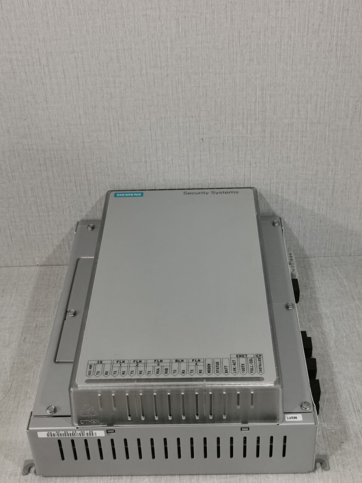 Siemens SIPASS 6FL7820-8BA10 ACC-010 SIEMENS SIPASS 6FL7820-8BA10 ACC-010 ACCESS CONTROL SYSTEM 5