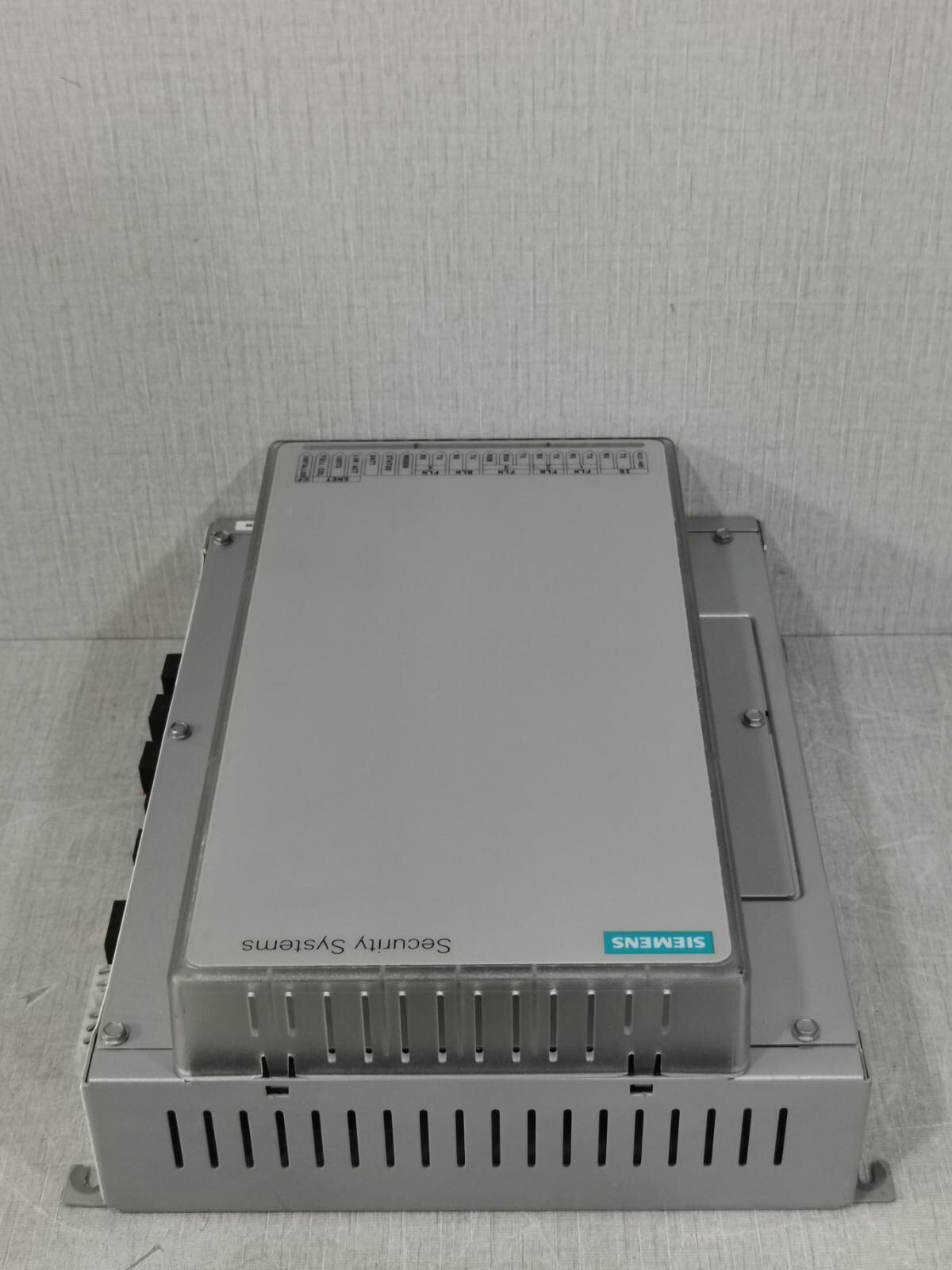 Siemens SIPASS 6FL7820-8BA10 ACC-010 SIEMENS SIPASS 6FL7820-8BA10 ACC-010 ACCESS CONTROL SYSTEM 6