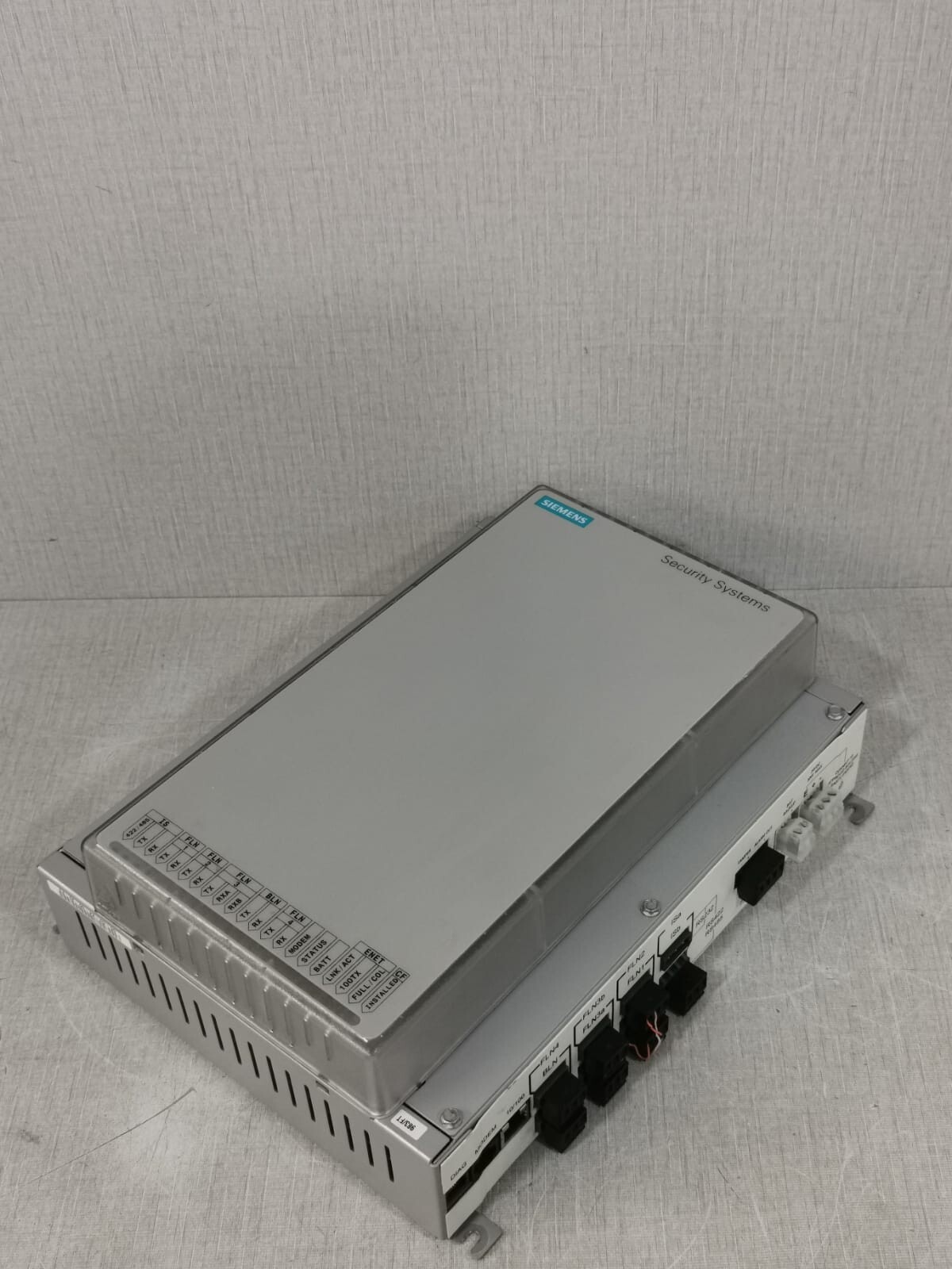 Siemens SIPASS 6FL7820-8BA10 ACC-010 SIEMENS SIPASS 6FL7820-8BA10 ACC-010 ACCESS CONTROL SYSTEM 8