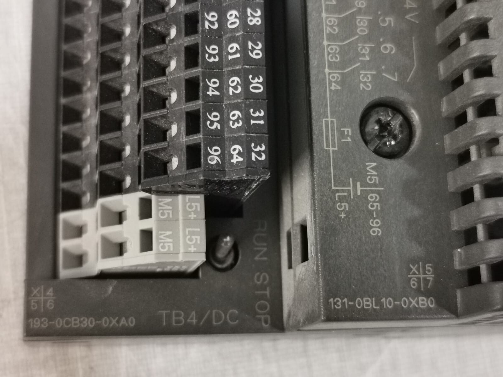 Siemens ET200B-32DI 0.2ms Siemens ET200B-32DI 0.2ms PLC Module 6