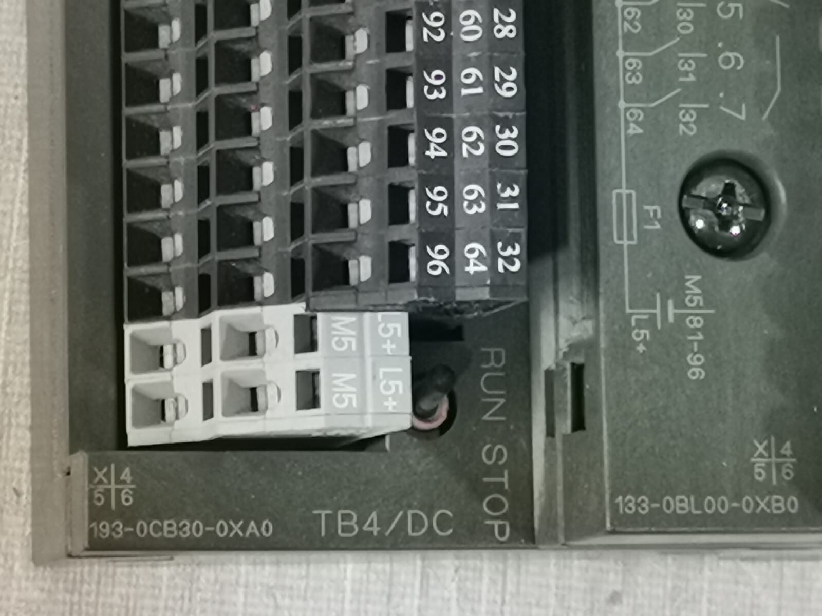 Siemens ET200B-16DI/16DO Siemens ET200B-16DI/16DO PLC Module 3