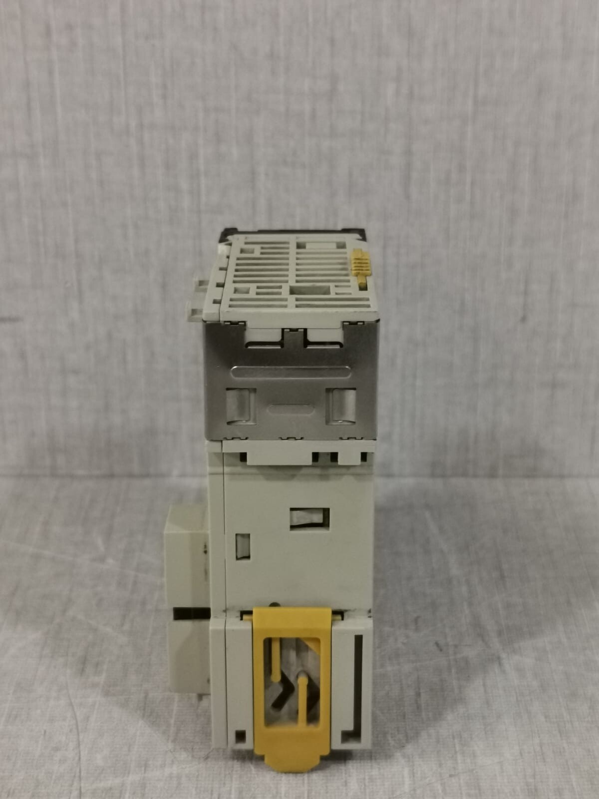 Omron CJ1M-CPU13 OMRON - CJ1M-CPU13 PROGRAMMABLE CONTROLLER 8