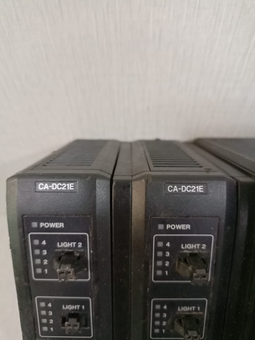 KEYENCE CV-X170F / CA-DC21E Keyence Controller CV-X170F WITH LIGHTING CONTROLLER CA-DC21E 2