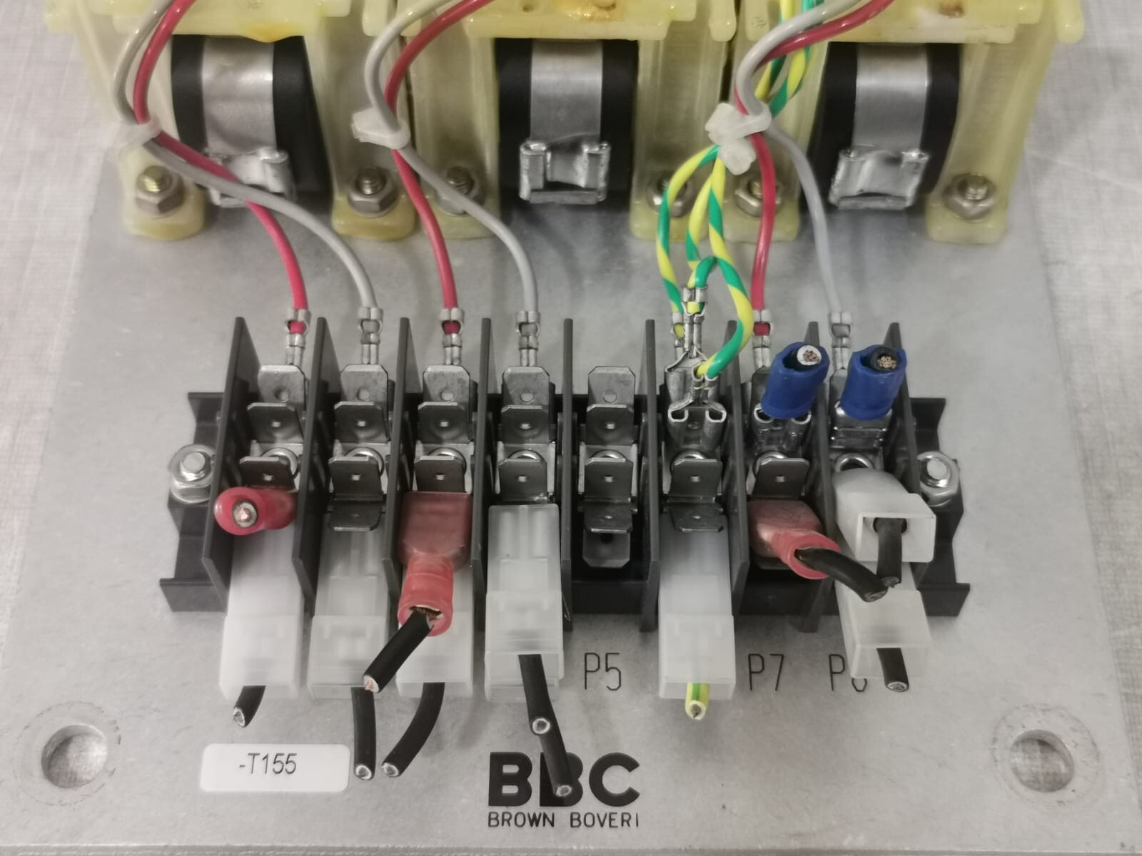 ABB HIEE200063R0008 ABB HIEE200063R0008 -UU A796 A08 /T155 BBC 3