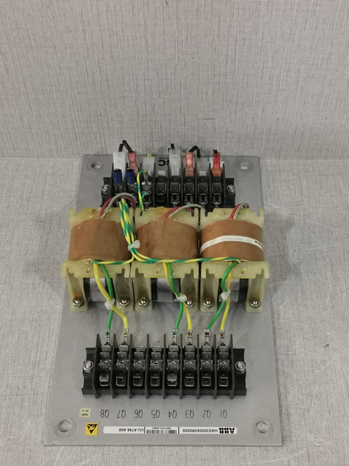 ABB HIEE200063R0008 ABB HIEE200063R0008 -UU A796 A08 /T155 BBC 6