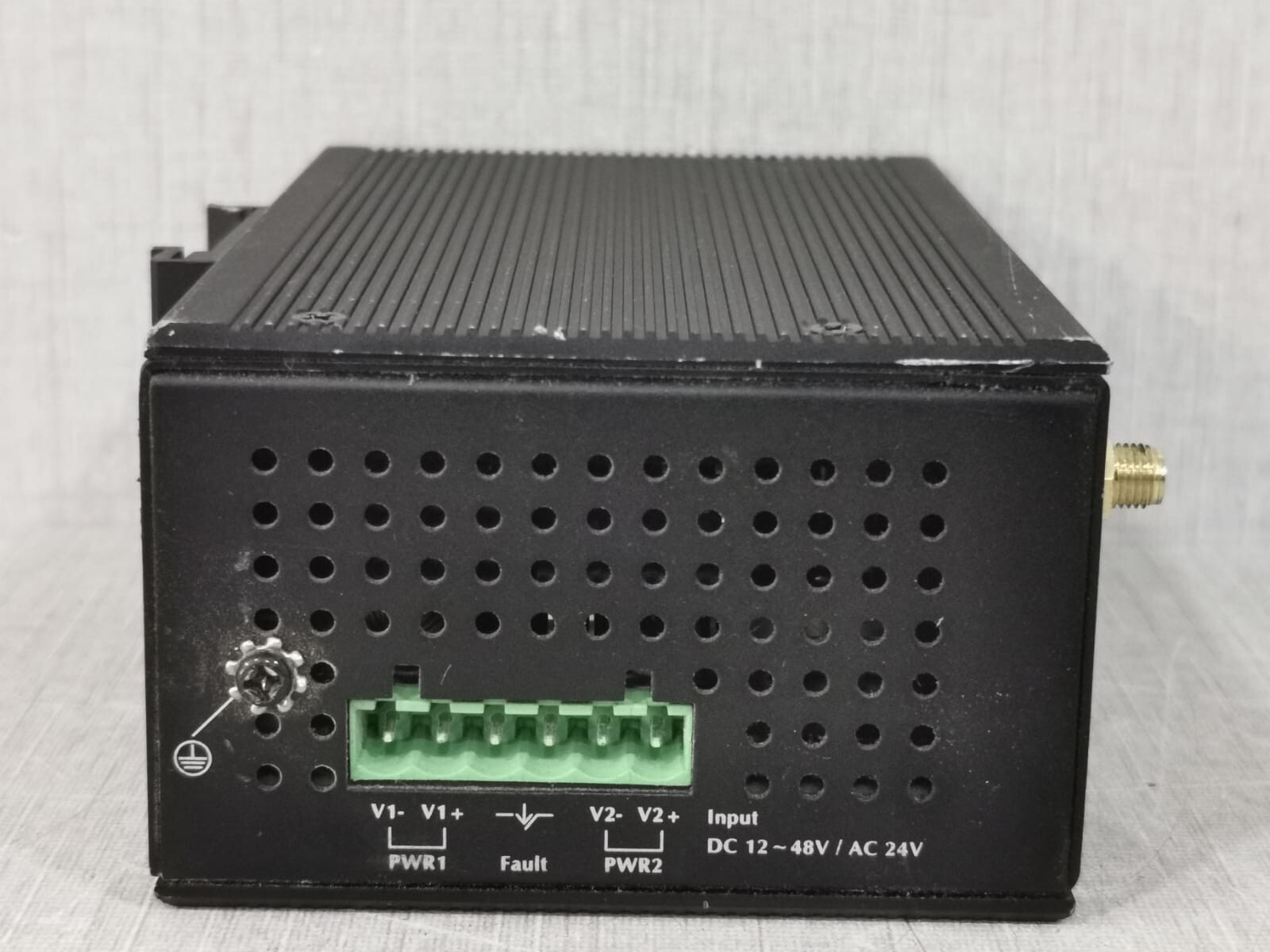 PLANET TECHNOLOGY IAP-2001PE PLANET 802.11n /IAP-2001PE INDUSTRIAL ACCESS POINT 4