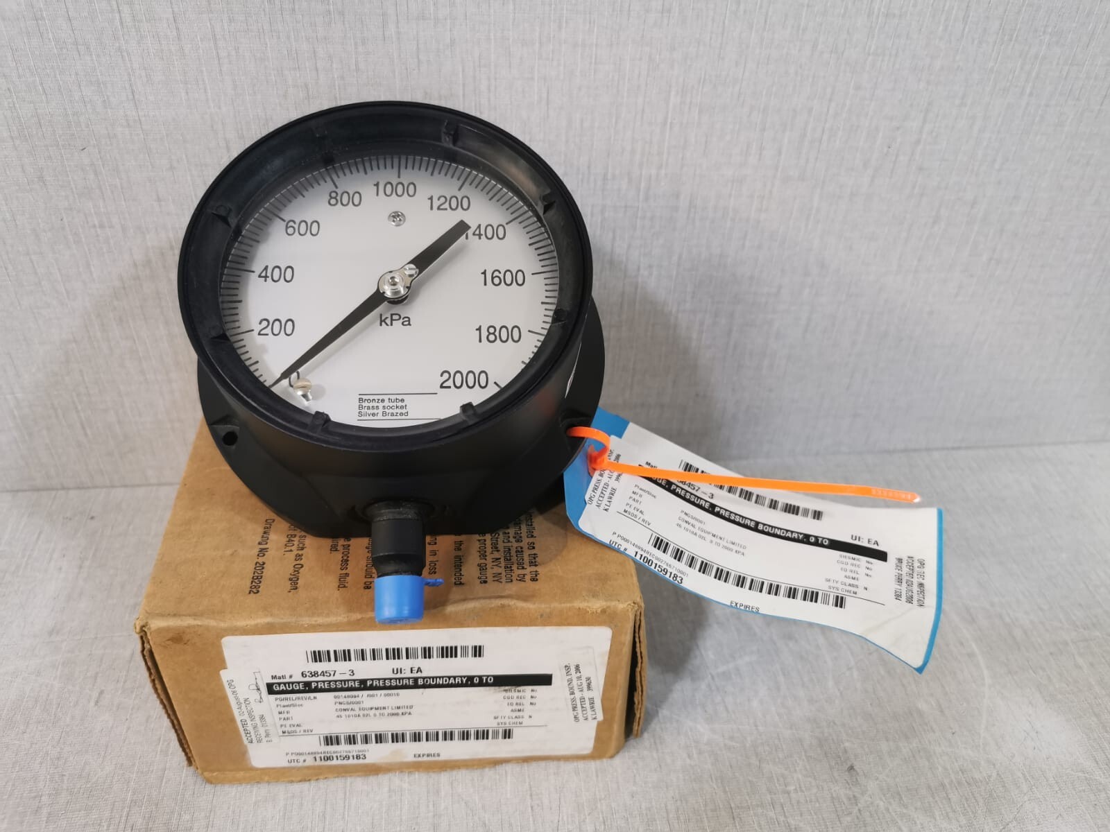 Ashcroft 45-1010A-02L / 0-2000 kPa Pressure Gauge