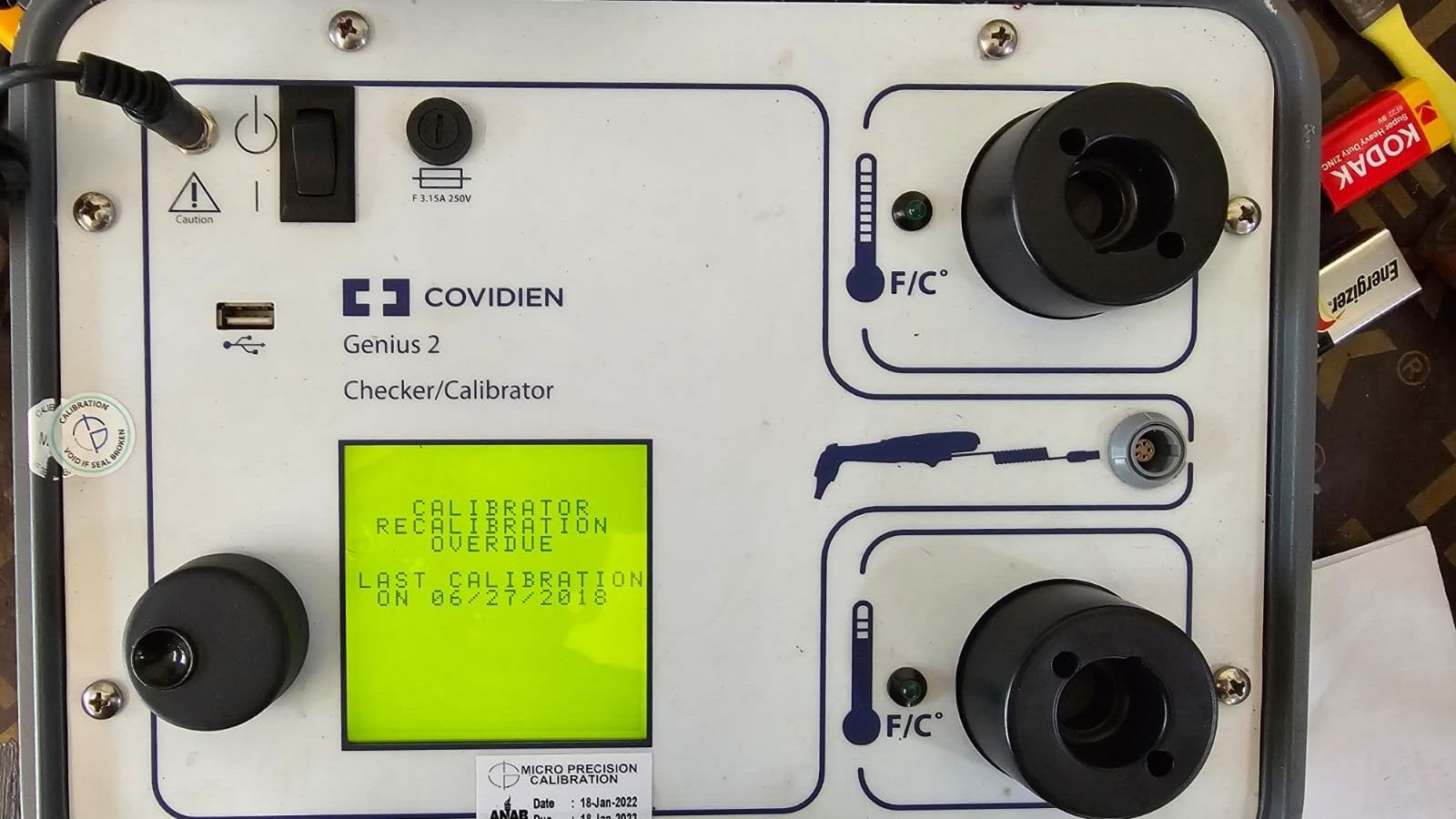 Covidien Genius 2 Covidien Genius 2 Checker/Calibrator REF 303097 with Accessories 2