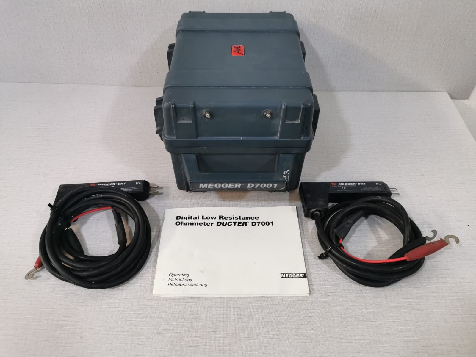 Megger D7001 Megger Ducter D7001 Digital Low Resistance Ohmeter 2