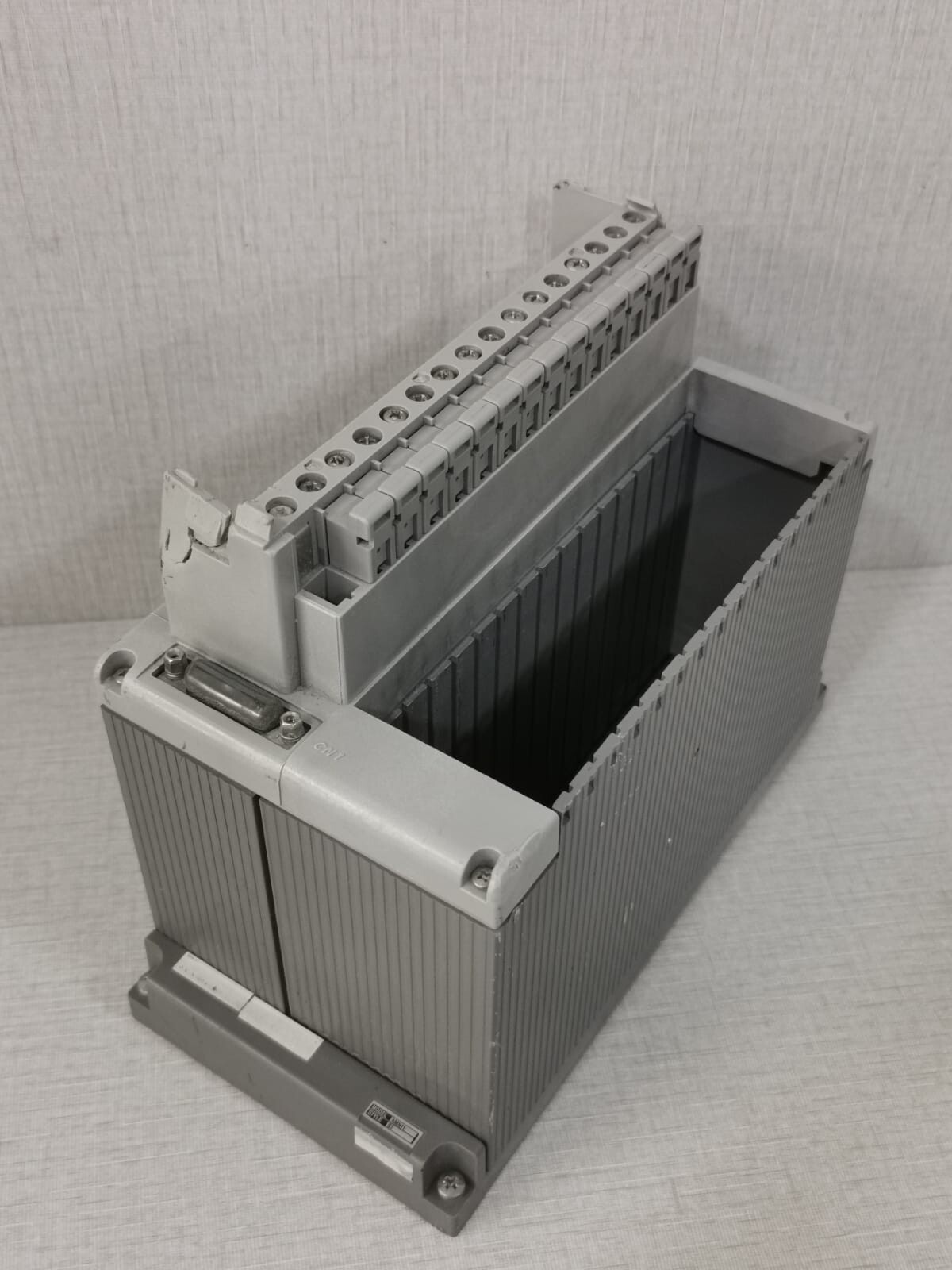 YOKOGAWA AMN11 PLC Rack Chassis Base Unit Style S1