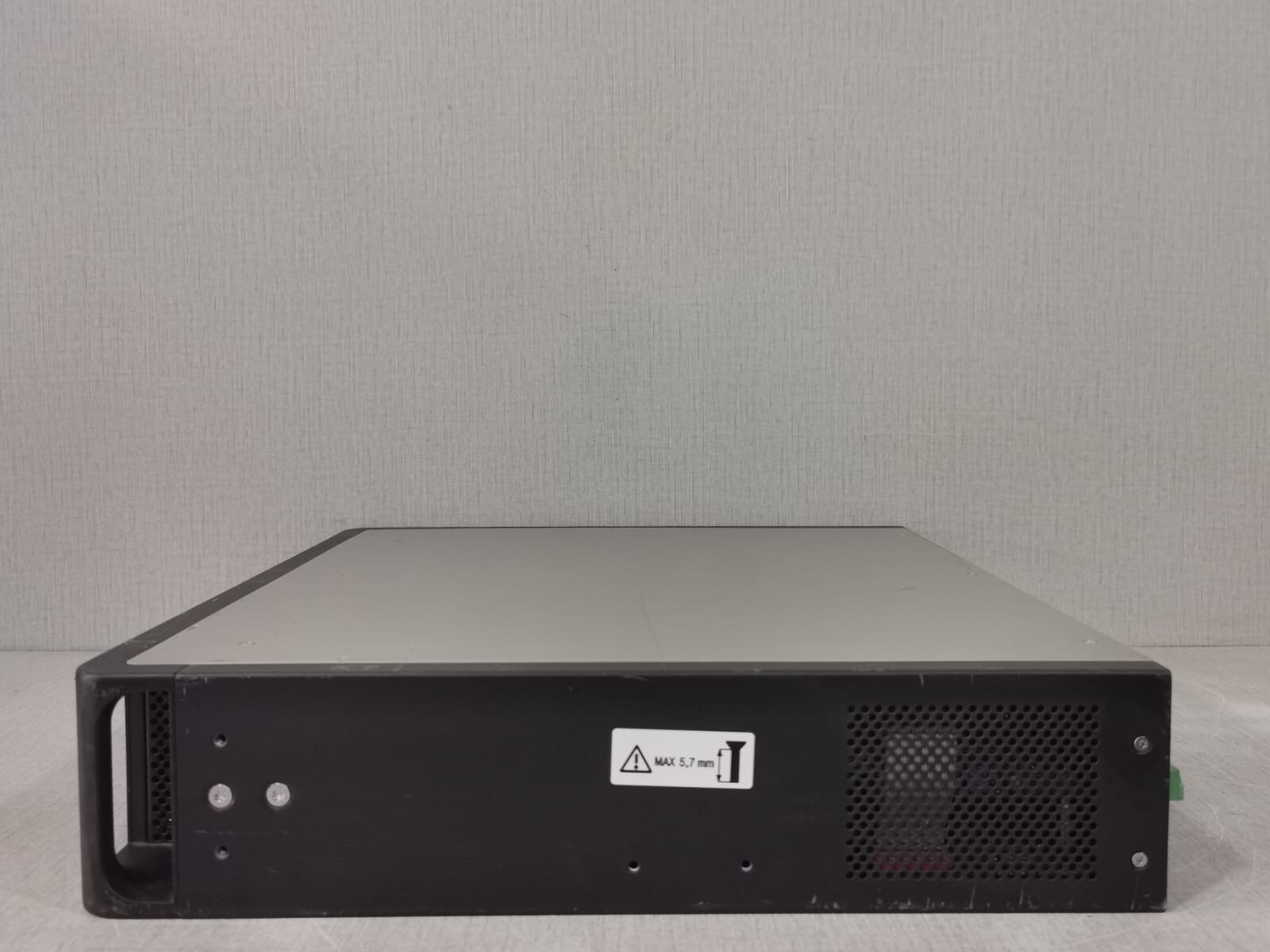 BOSCH PRS-1P500 BOSCH PRS-1P500 / F01U065237 POWER AMPLIFIER HW 06/10 100-120/220-240V 6