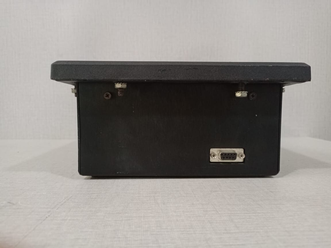 Uticor 100G-1M1R4 UTICOR Technology Power panel 100G-1M1R4 Rev. E Rev G.6 50/60 DC 8