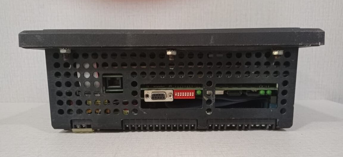 Uticor 100G-1M1R4 UTICOR Technology Power panel 100G-1M1R4 Rev. E Rev G.6 50/60 DC 9