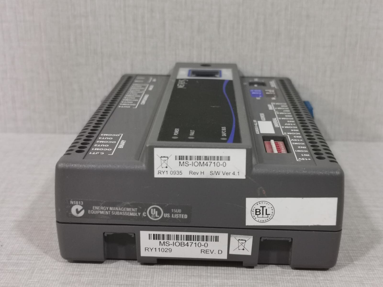 Johnson Controls MS-IOB4710-0 RY11029 REV.D JOHNSON CONTROLS MS-IOB4710-0 RY11029 REV.D I MS-IOM4710-0 RY10935 REV H/VER 4.1 4