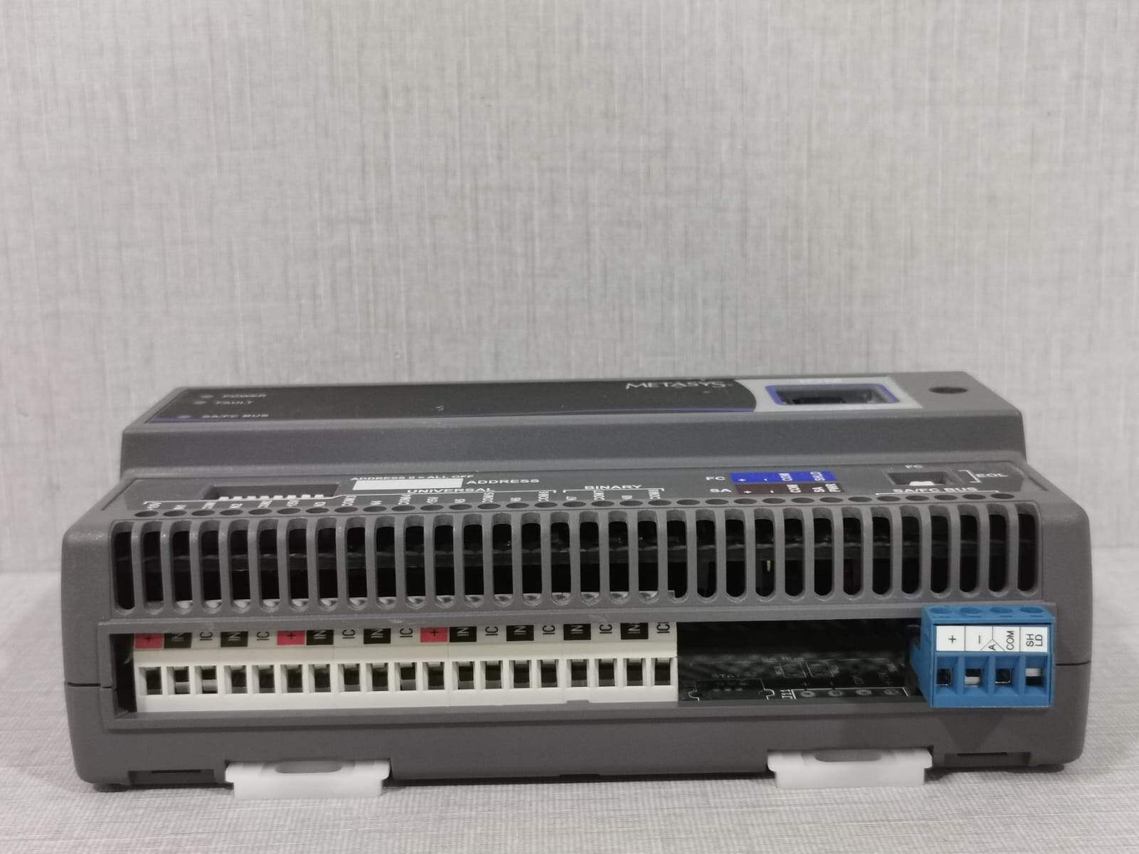 Johnson Controls MS-IOB4710-0 RY11029 REV.D JOHNSON CONTROLS MS-IOB4710-0 RY11029 REV.D I MS-IOM4710-0 RY10935 REV H/VER 4.1 6