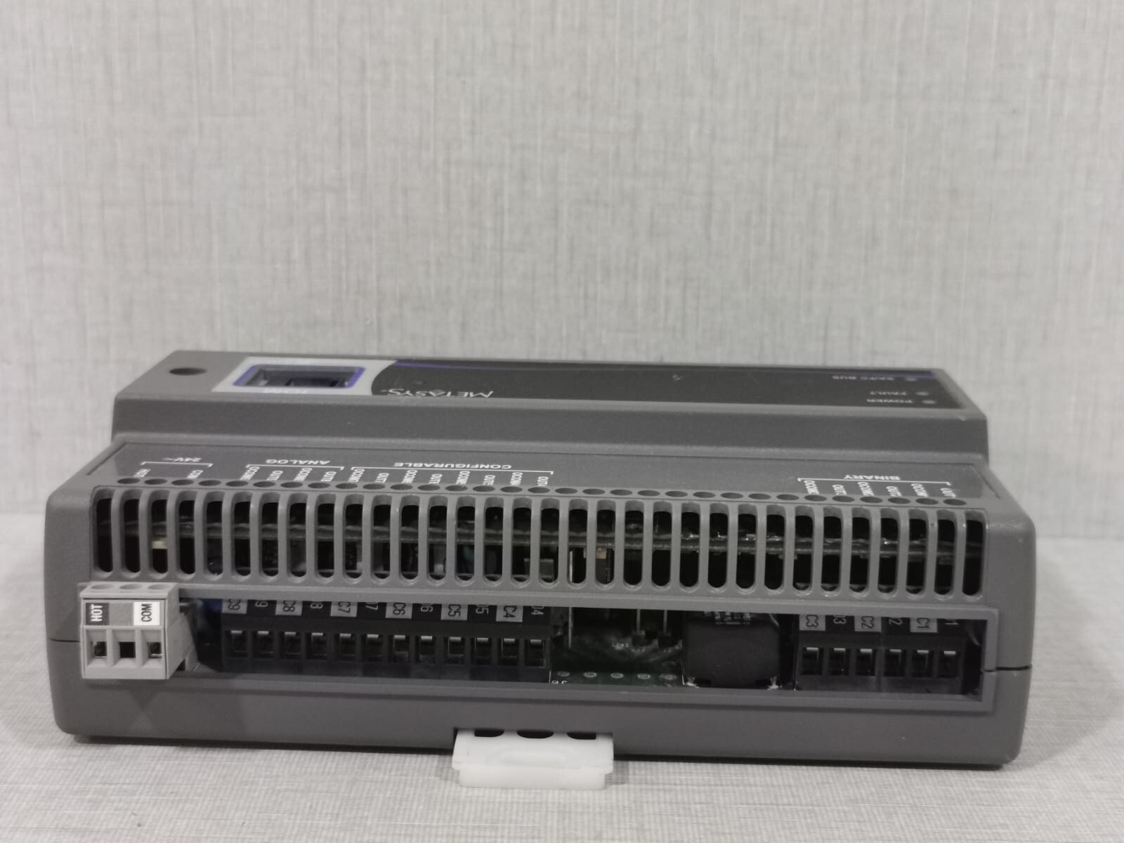 Johnson Controls MS-IOB4710-0 RY11029 REV.D JOHNSON CONTROLS MS-IOB4710-0 RY11029 REV.D I MS-IOM4710-0 RY10935 REV H/VER 4.1 7