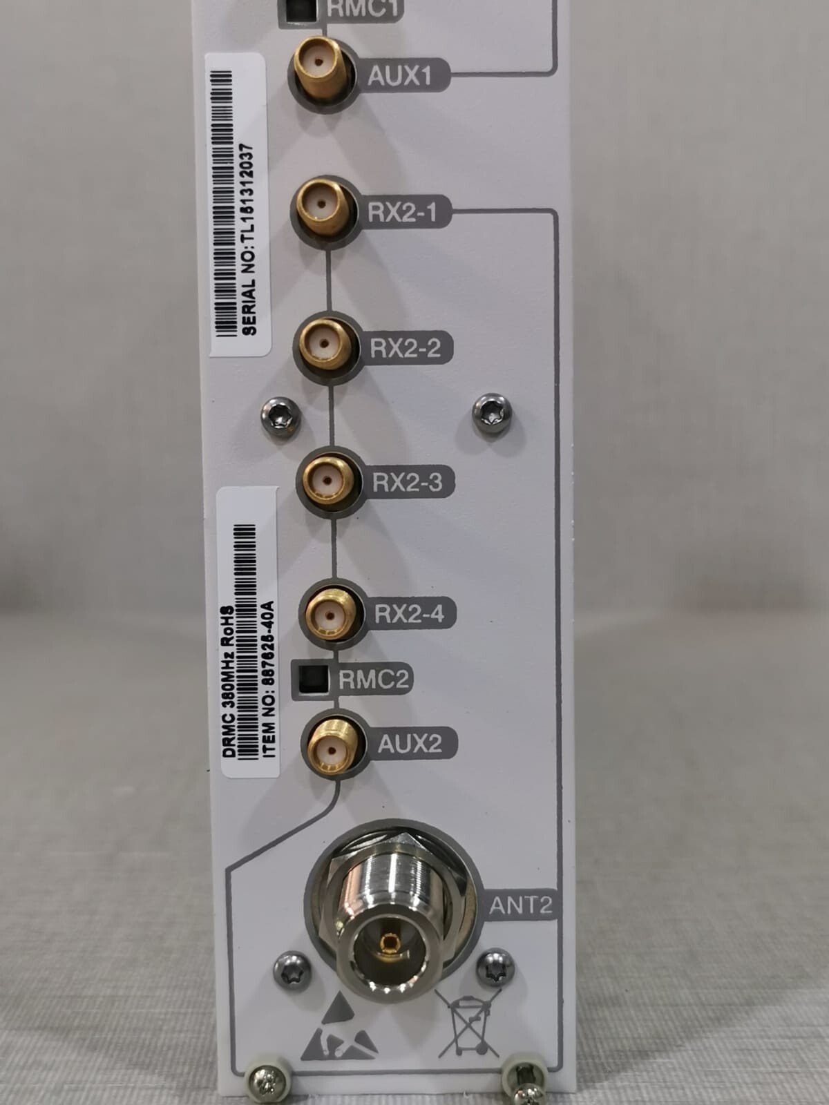 Unbranded DRMC R380-385 S390-395 DRMC 380MHz, DA7625, DRMC R380-385 S390-395 AUX1&2 RX2-4 INPUT 2 ANTENNA 3