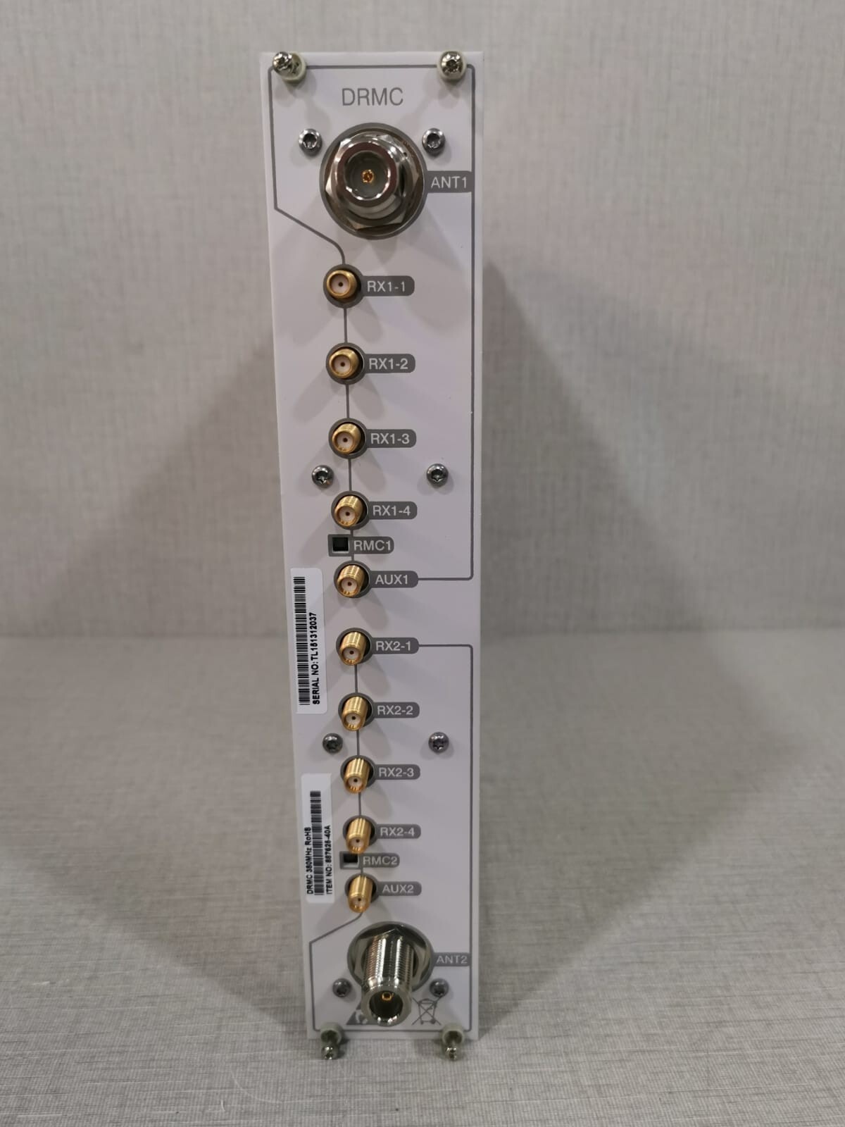 Unbranded DRMC R380-385 S390-395 DRMC 380MHz, DA7625, DRMC R380-385 S390-395 AUX1&2 RX2-4 INPUT 2 ANTENNA 4