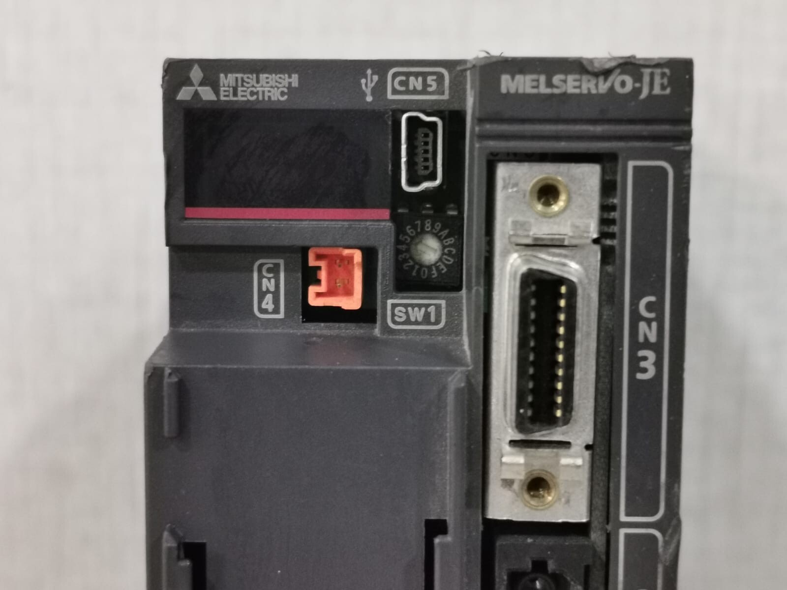 Mitsubishi JE-10B Mitsubishi MR-JE-10B MRJE10B Servo Drive 2