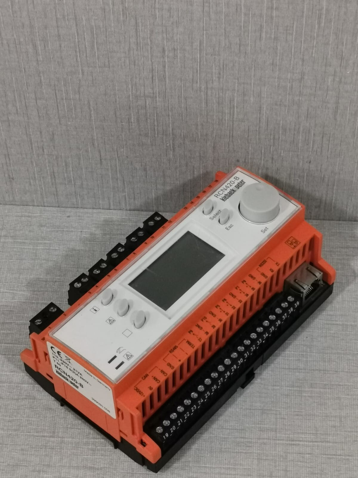 Kieback & Peter RCN420-B KIEBACK & PETER RCN420-B ROOM CONTROLLER 9
