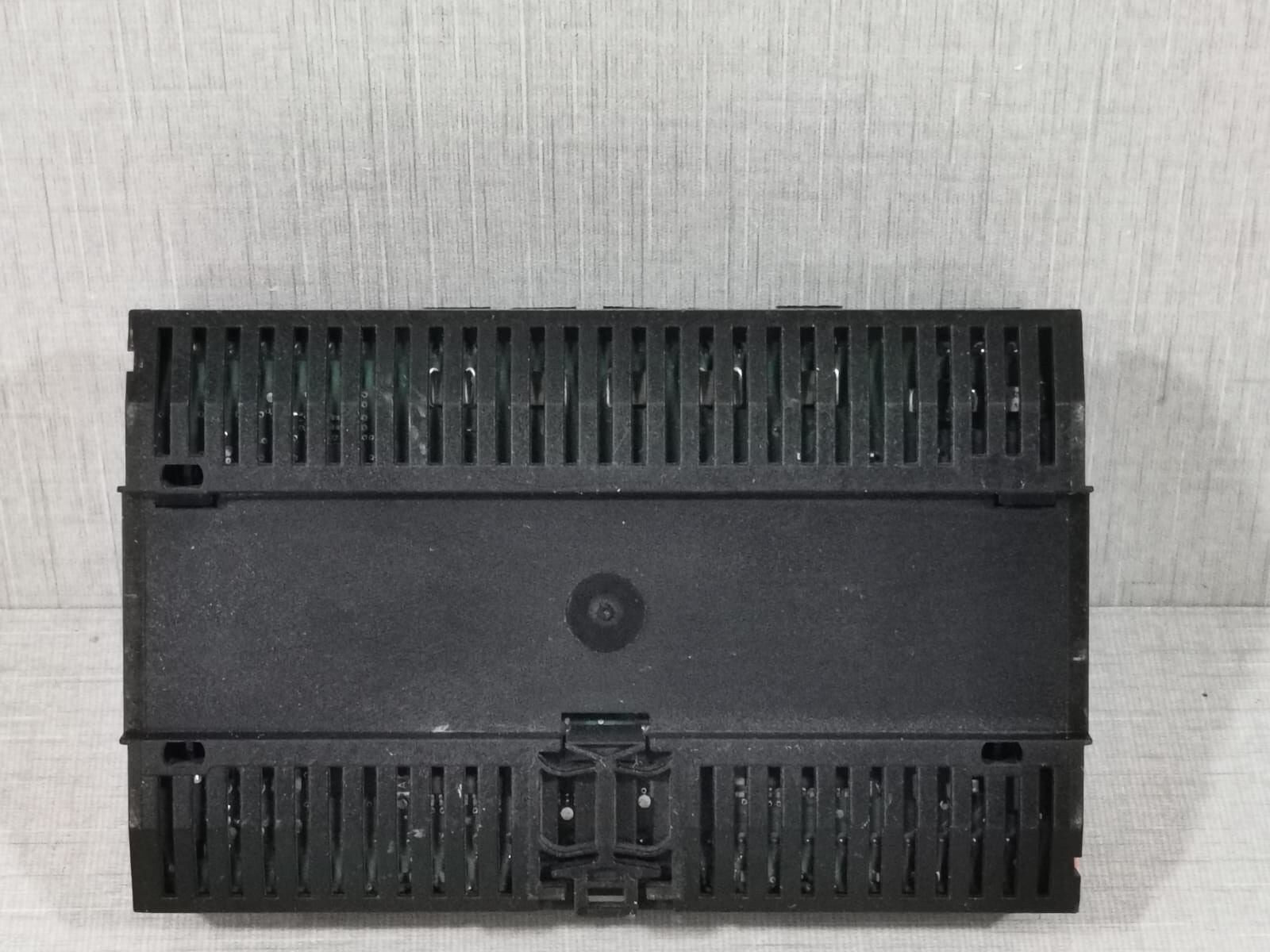 Kieback & Peter RCN420-B KIEBACK & PETER RCN420-B ROOM CONTROLLER 10