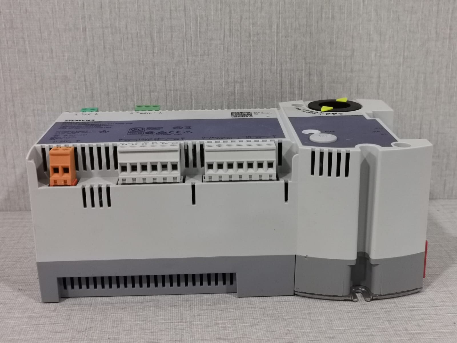 Siemens M10PL-102B SIEMENS DXR2.M10PL-102B S55376-C147 COMPACT ROOM AUTOMATION 6