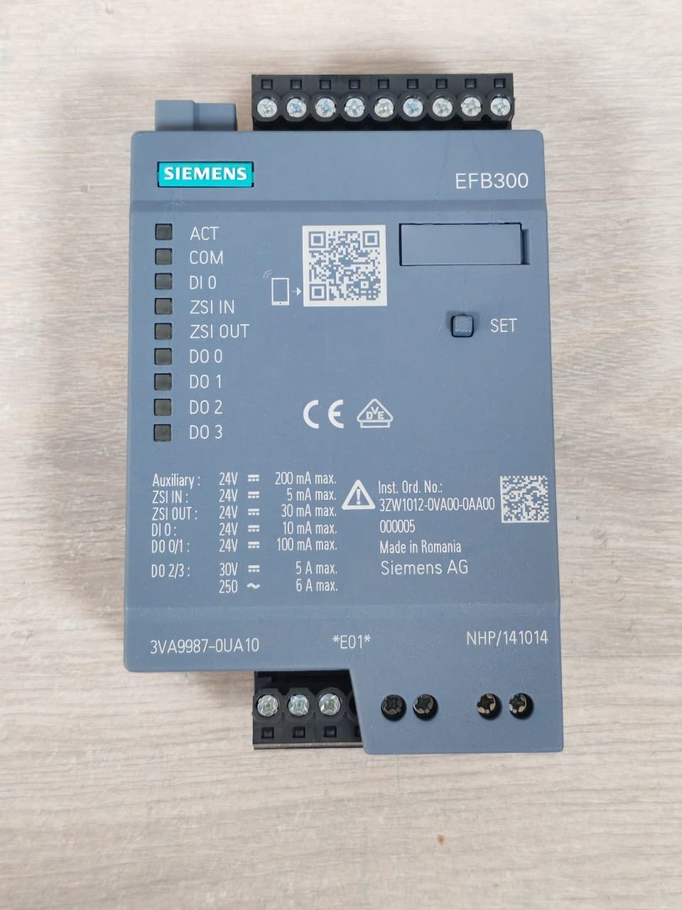 Siemens EFB300 SIEMENS EFB300 3VA9987-0UA10 EXTERNAL FUNCTION BOX 24V DC 9