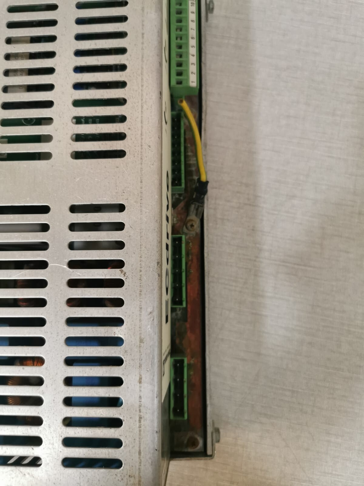 ZIEHL-ABEGG D400B001 ZIEHL-ABEGG ECDRIVE D400B001 400V 3-50/60Hz 3